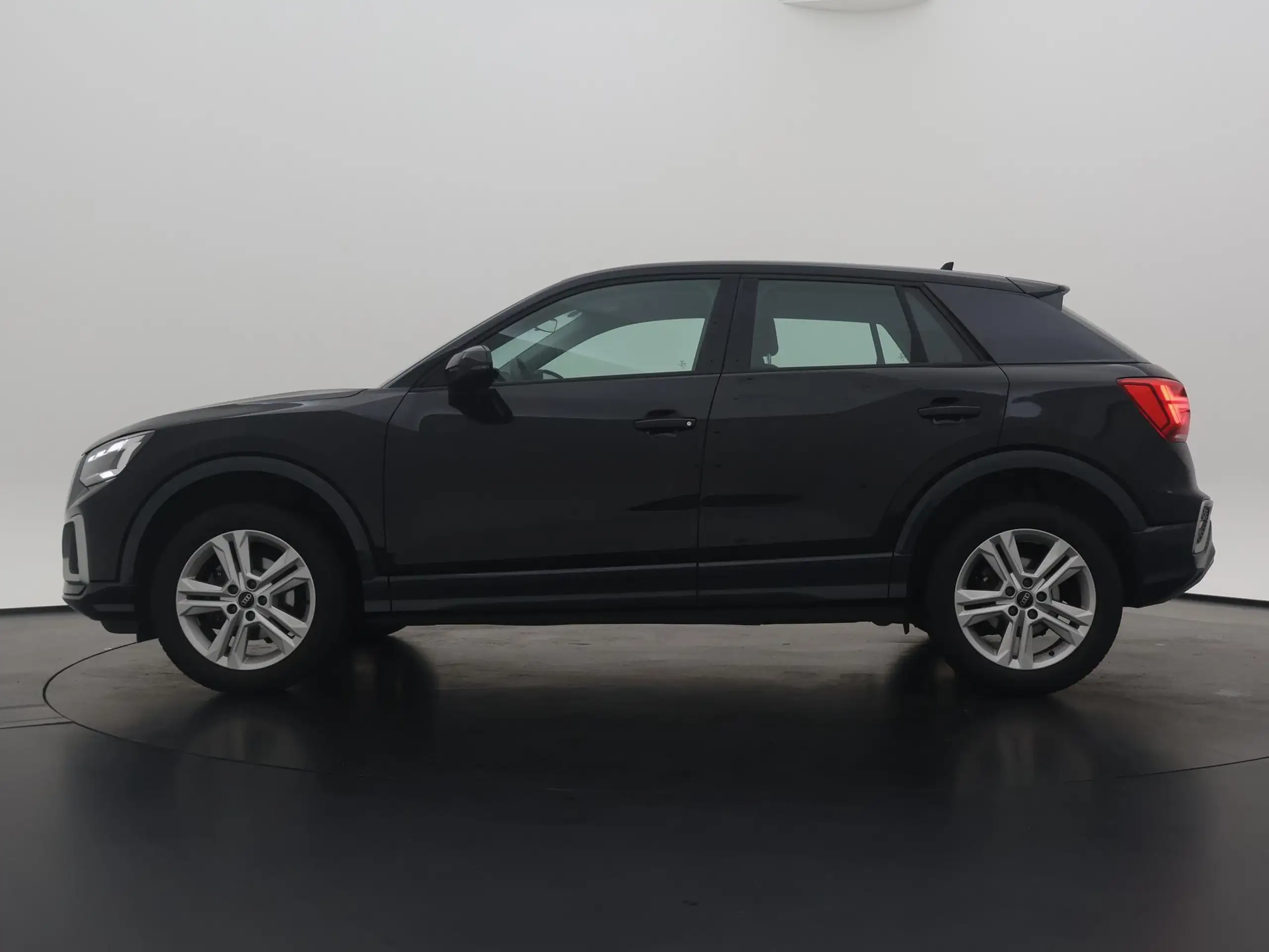 Audi - Q2