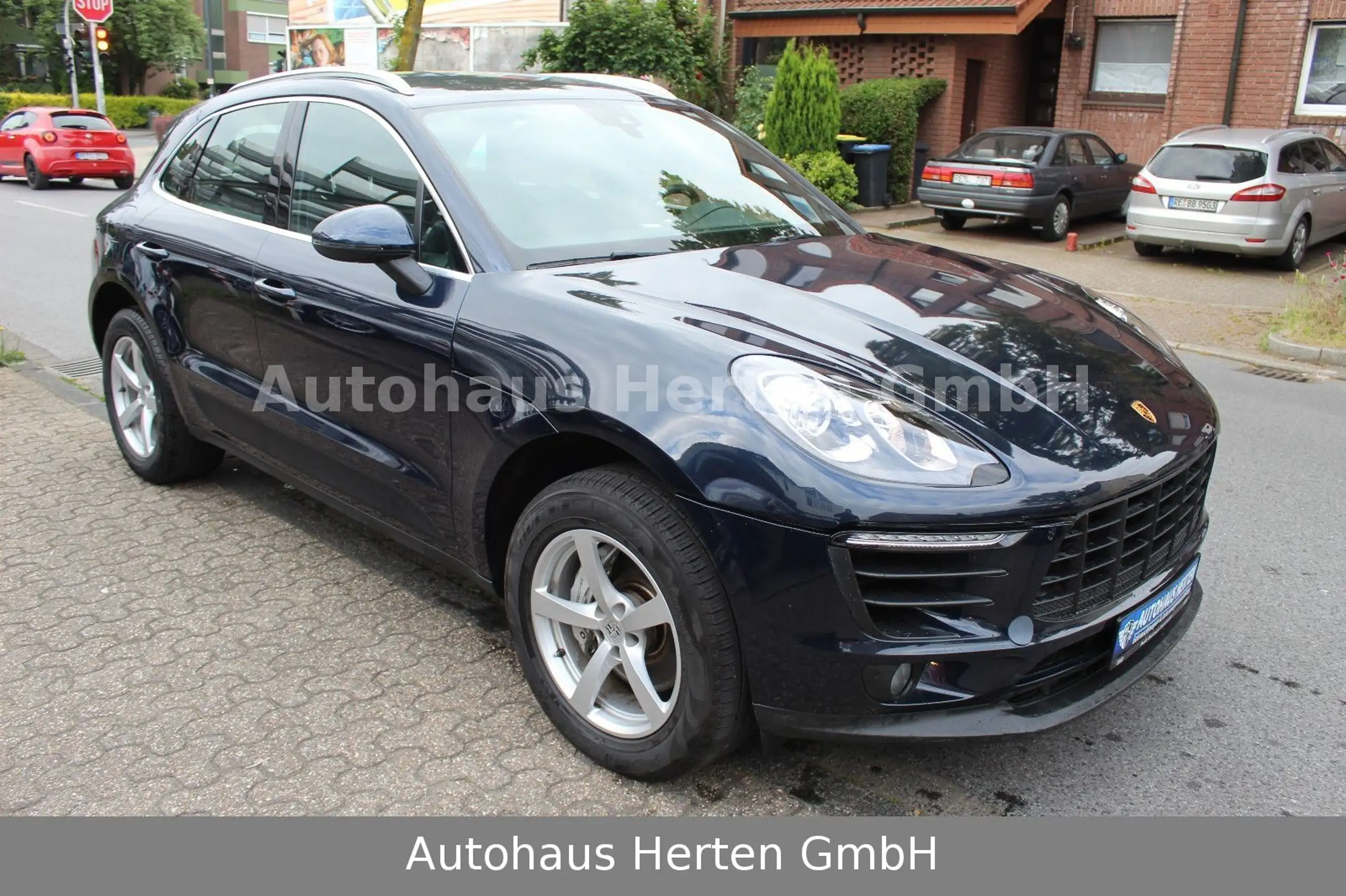 Porsche - Macan