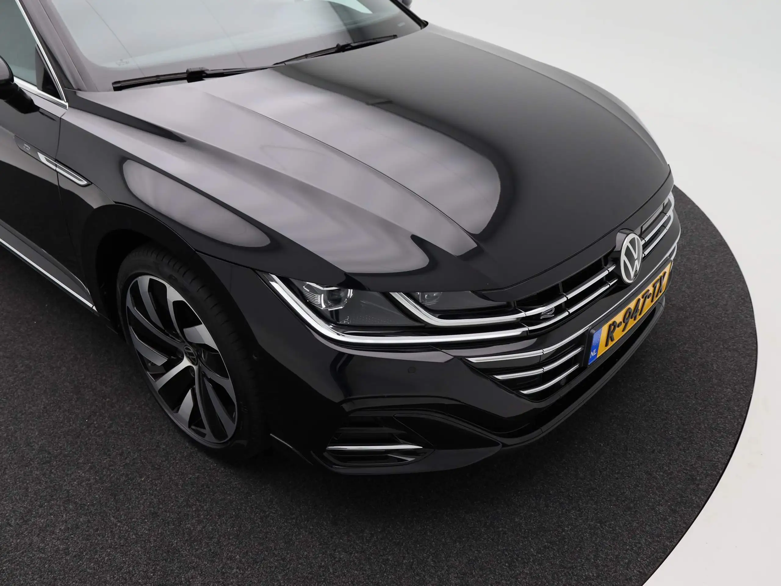 Volkswagen - Arteon