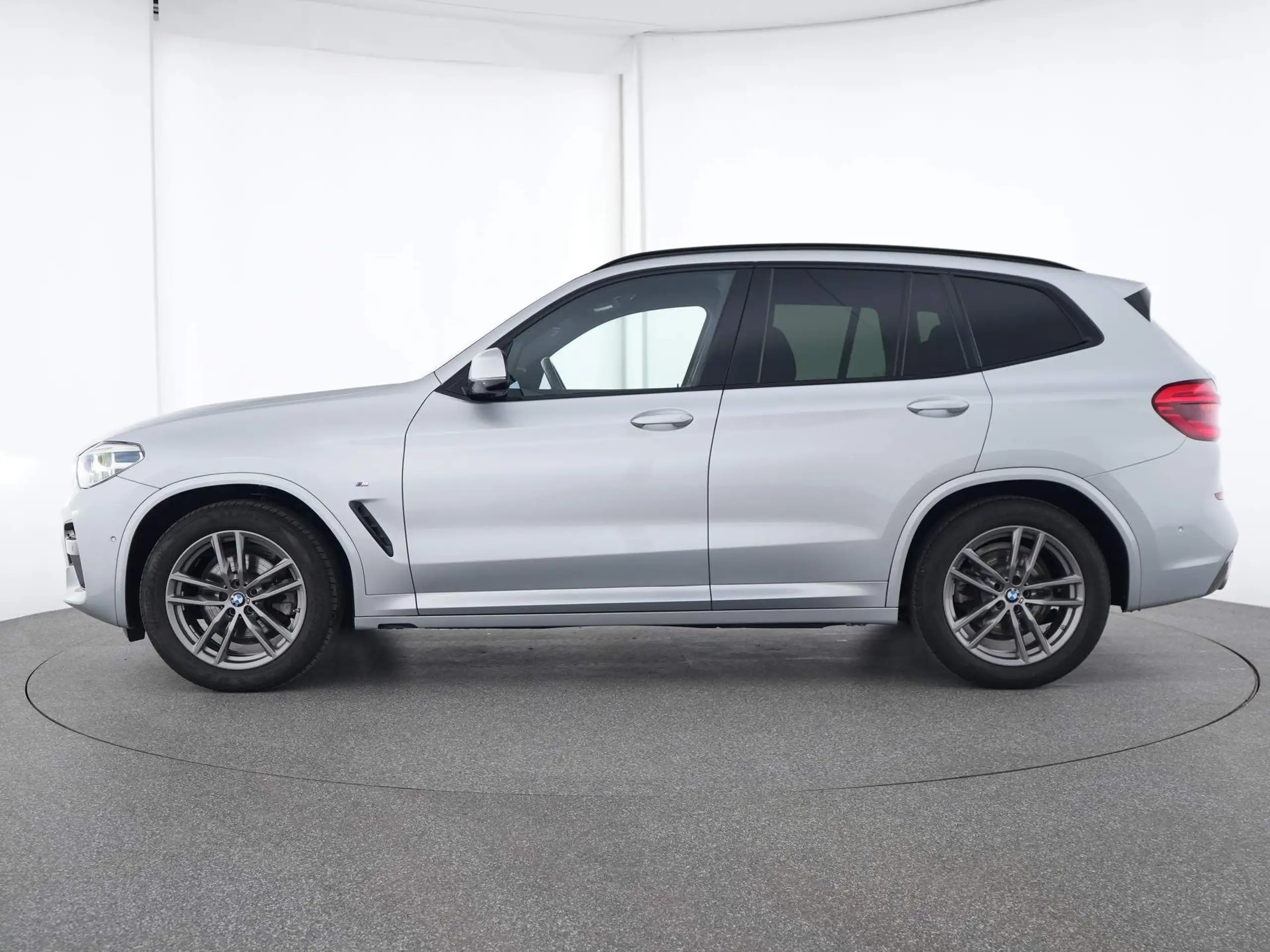 BMW - X3