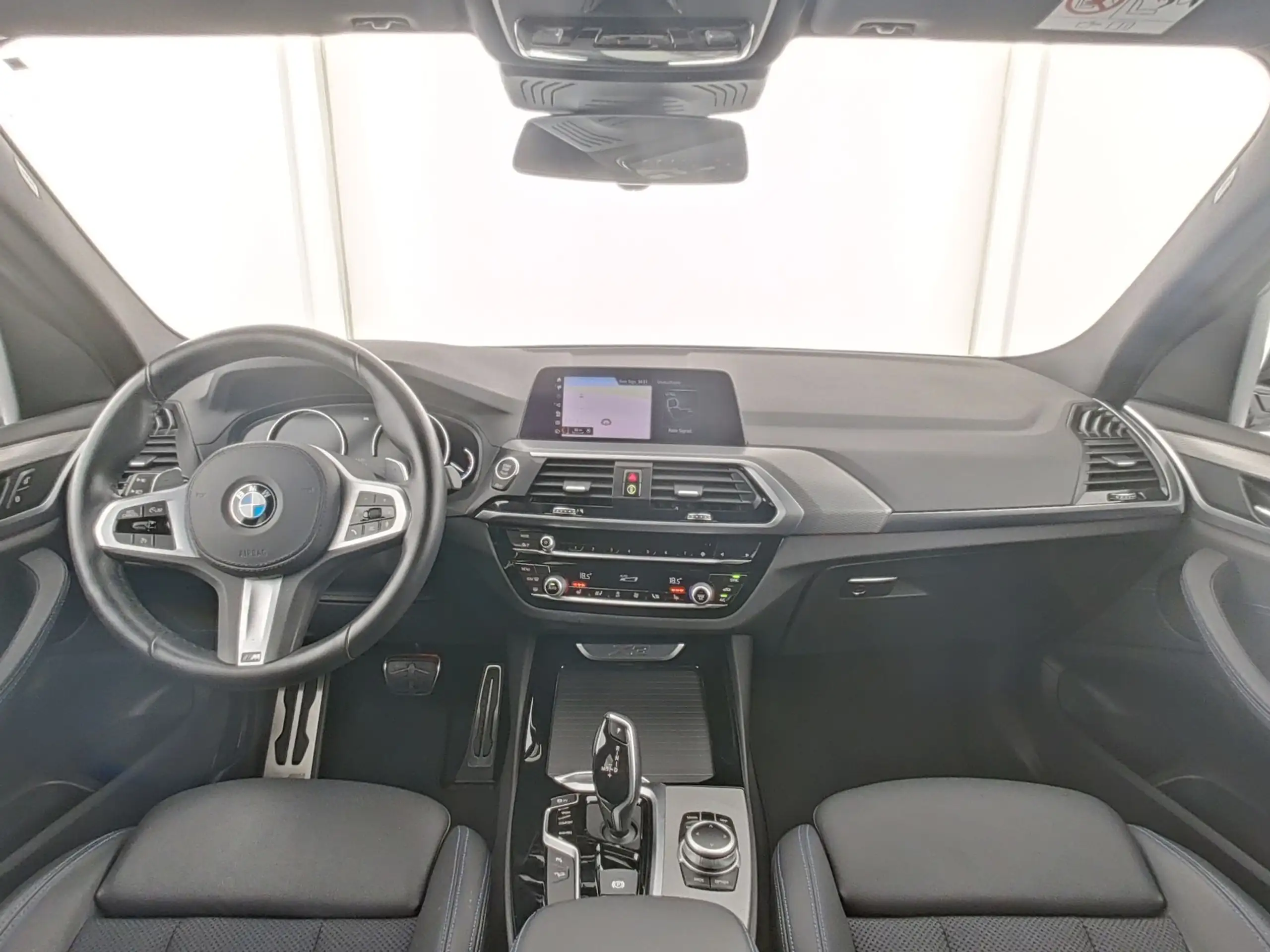 BMW - X3