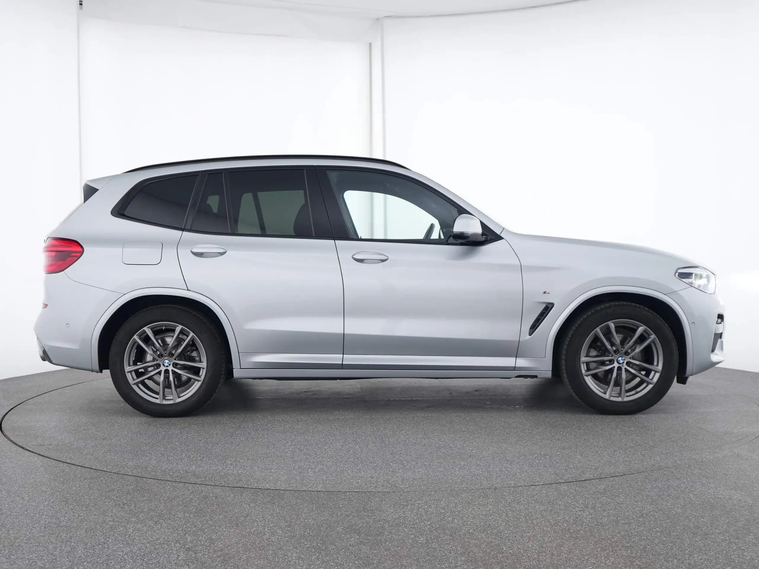 BMW - X3