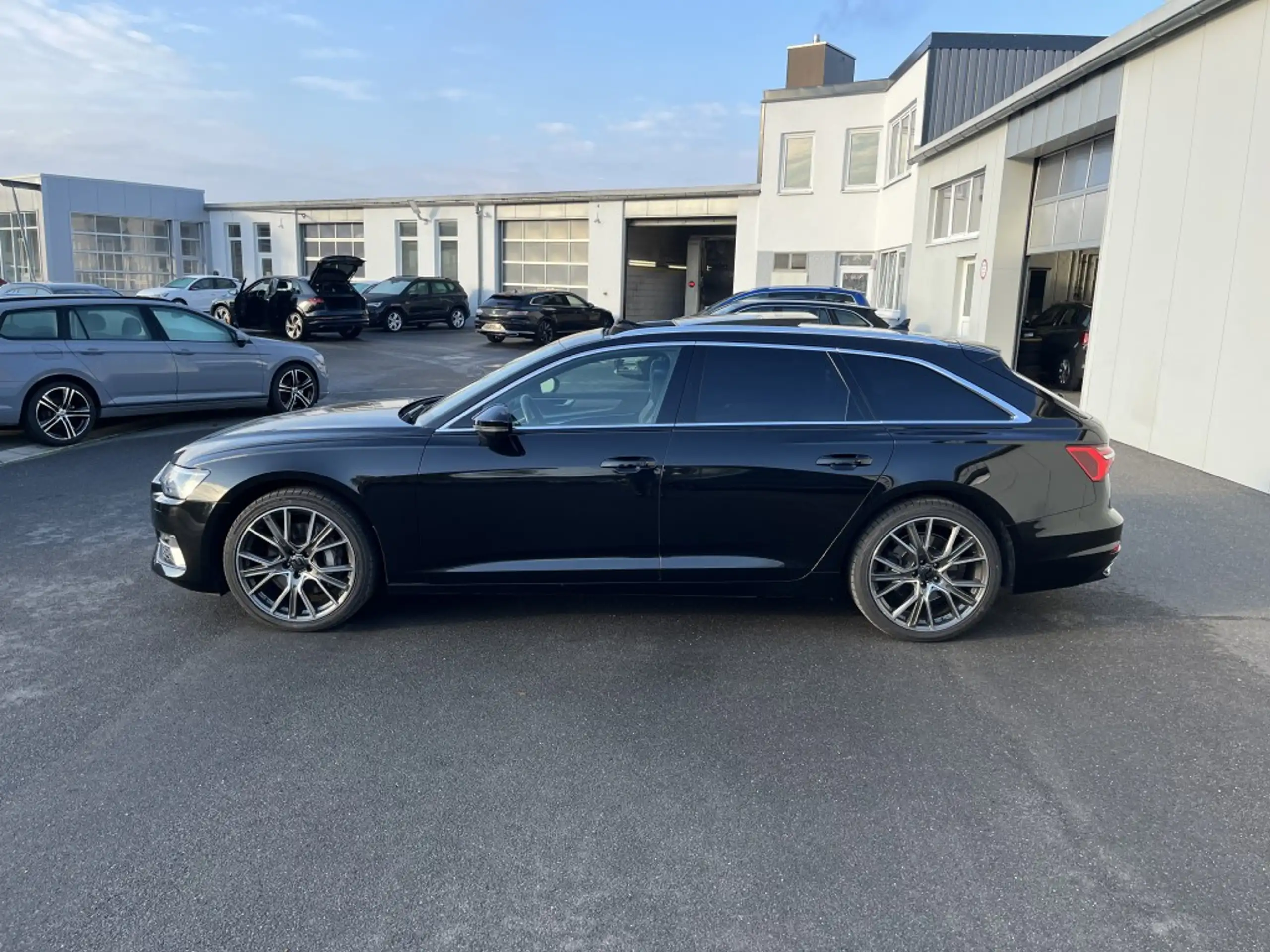 Audi - A6