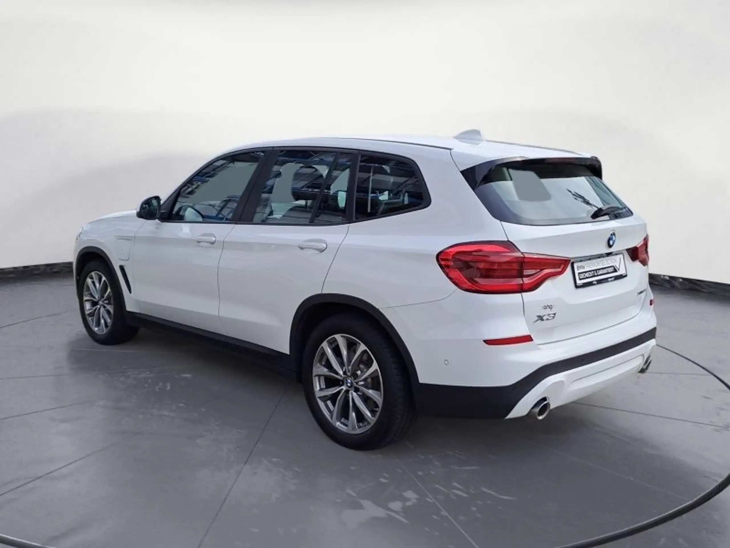 BMW - X3