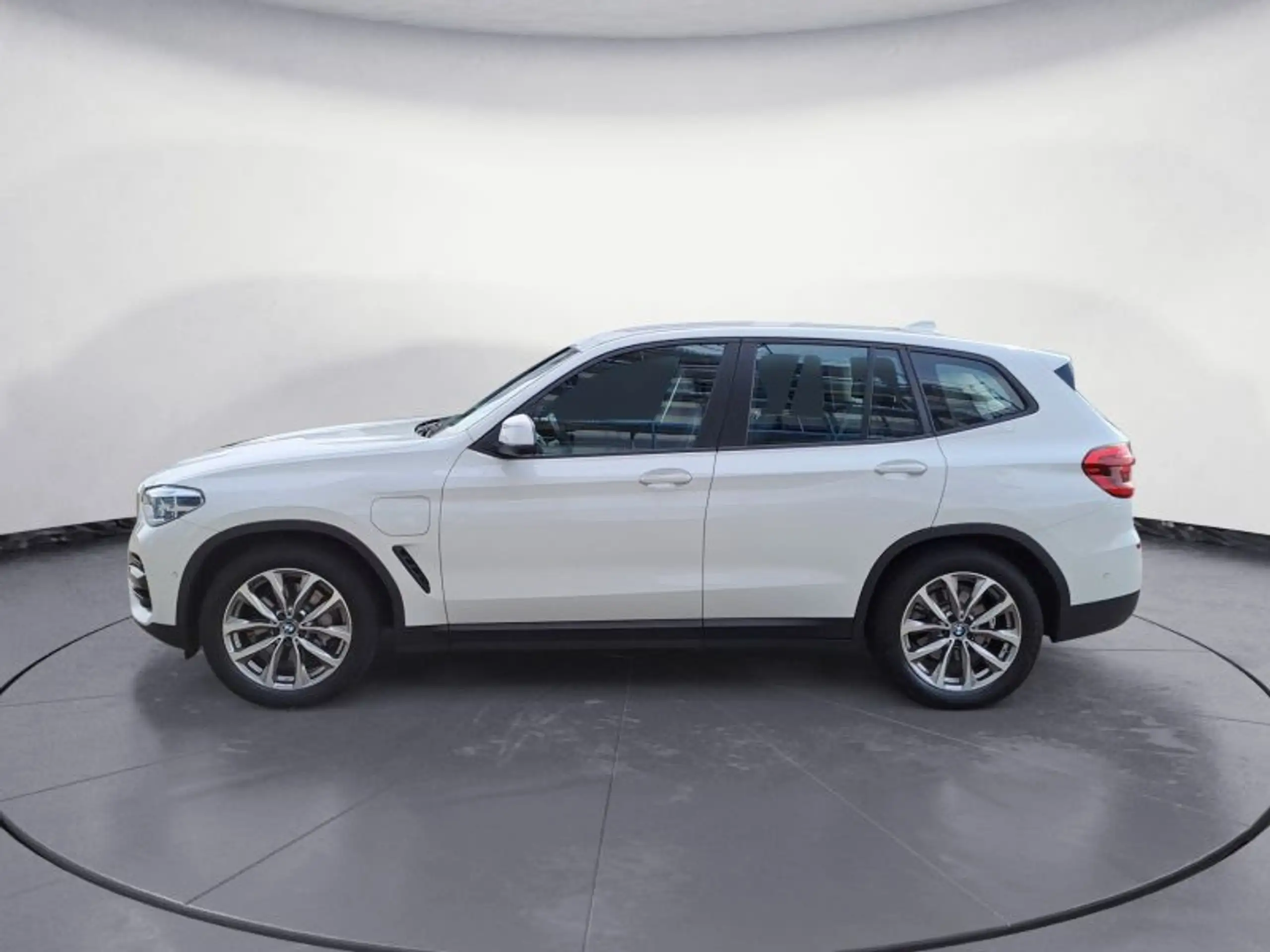 BMW - X3