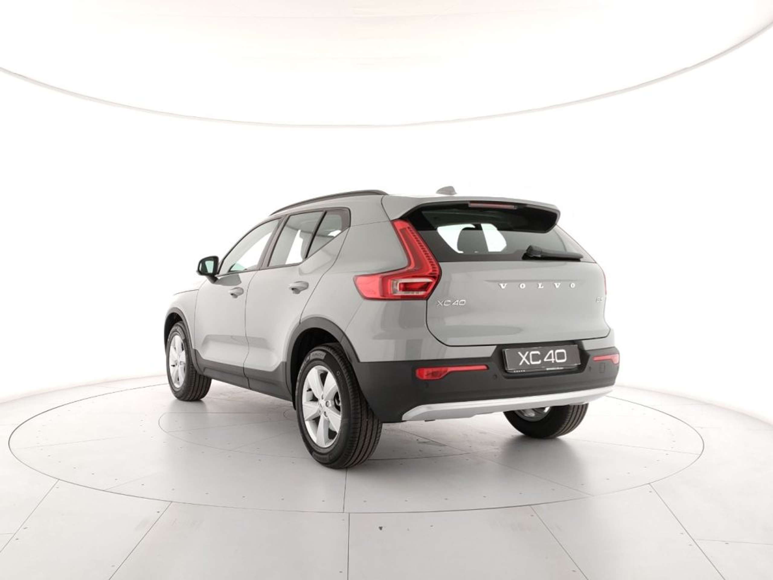 Volvo - XC40