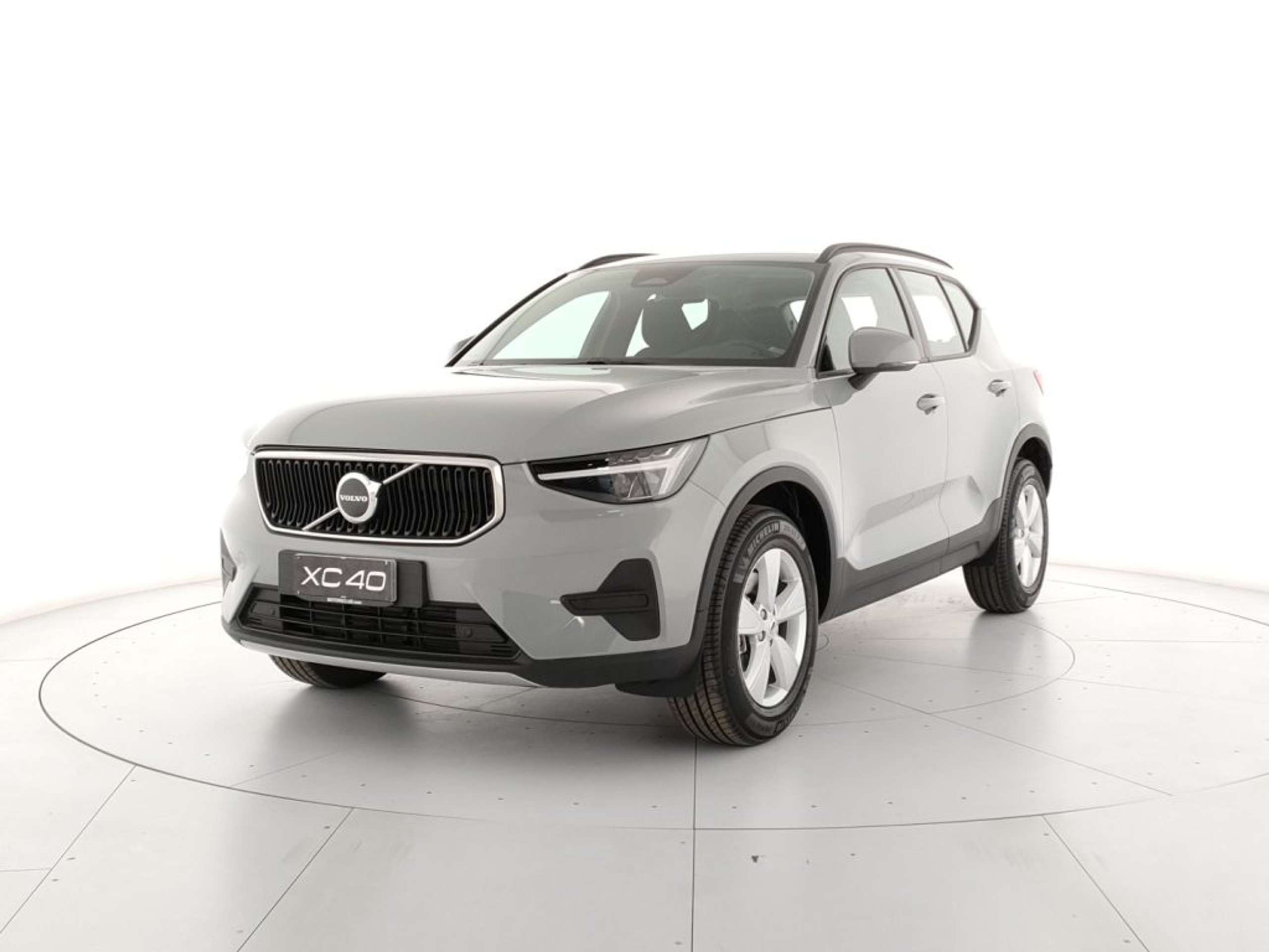 Volvo - XC40