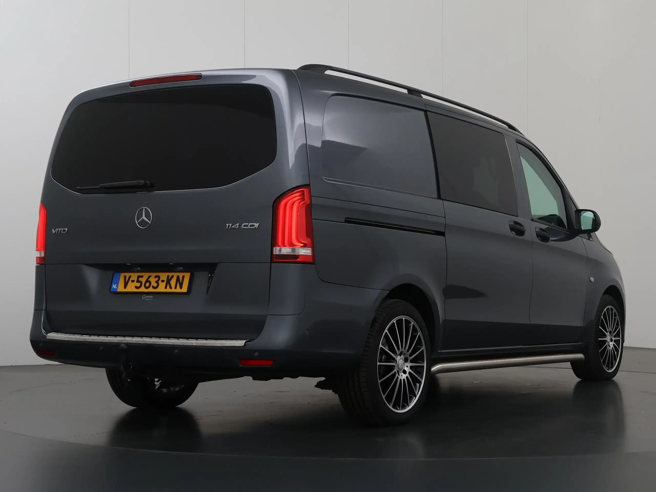 Mercedes-Benz - Vito