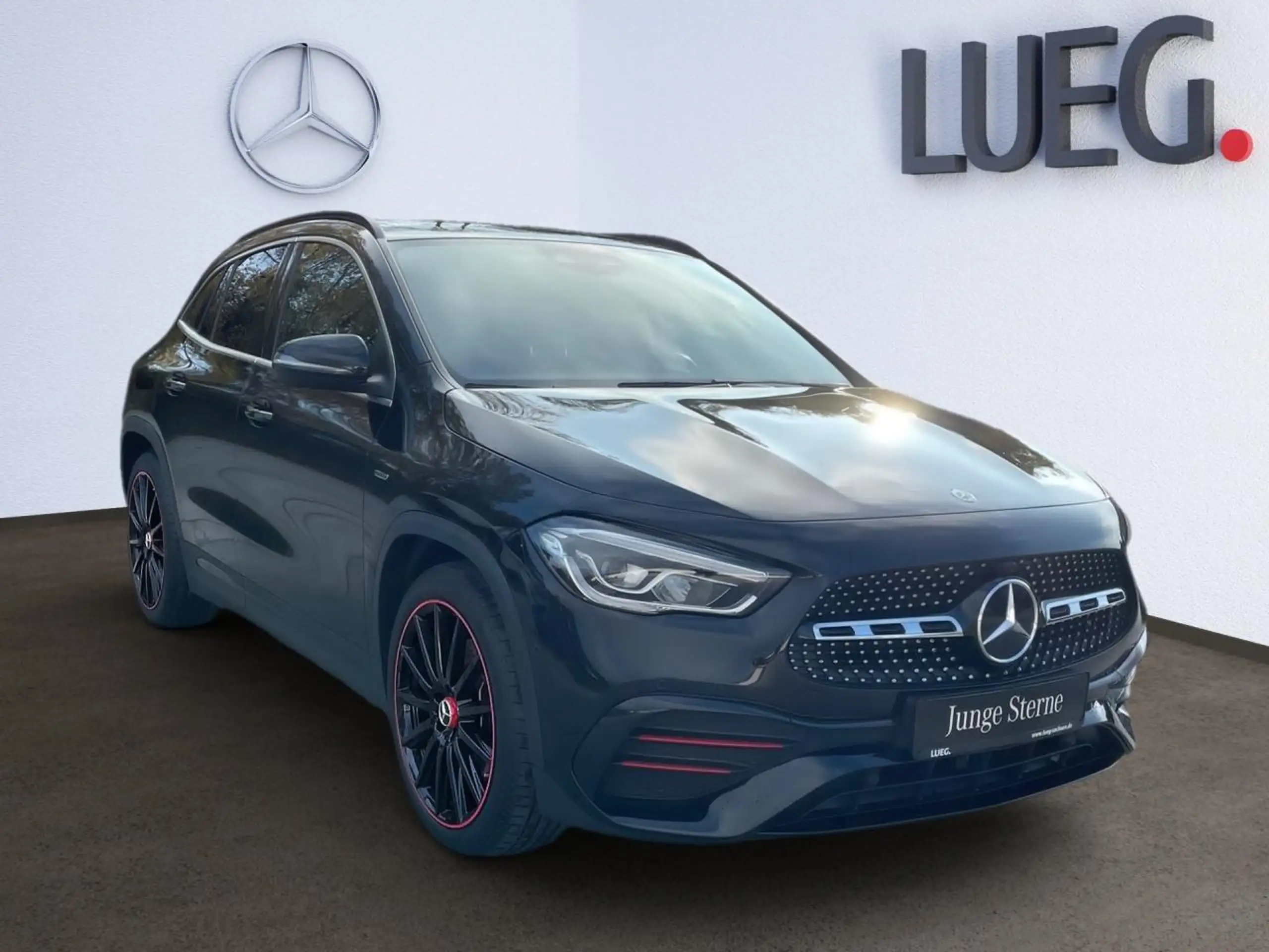 Mercedes-Benz - GLA 250