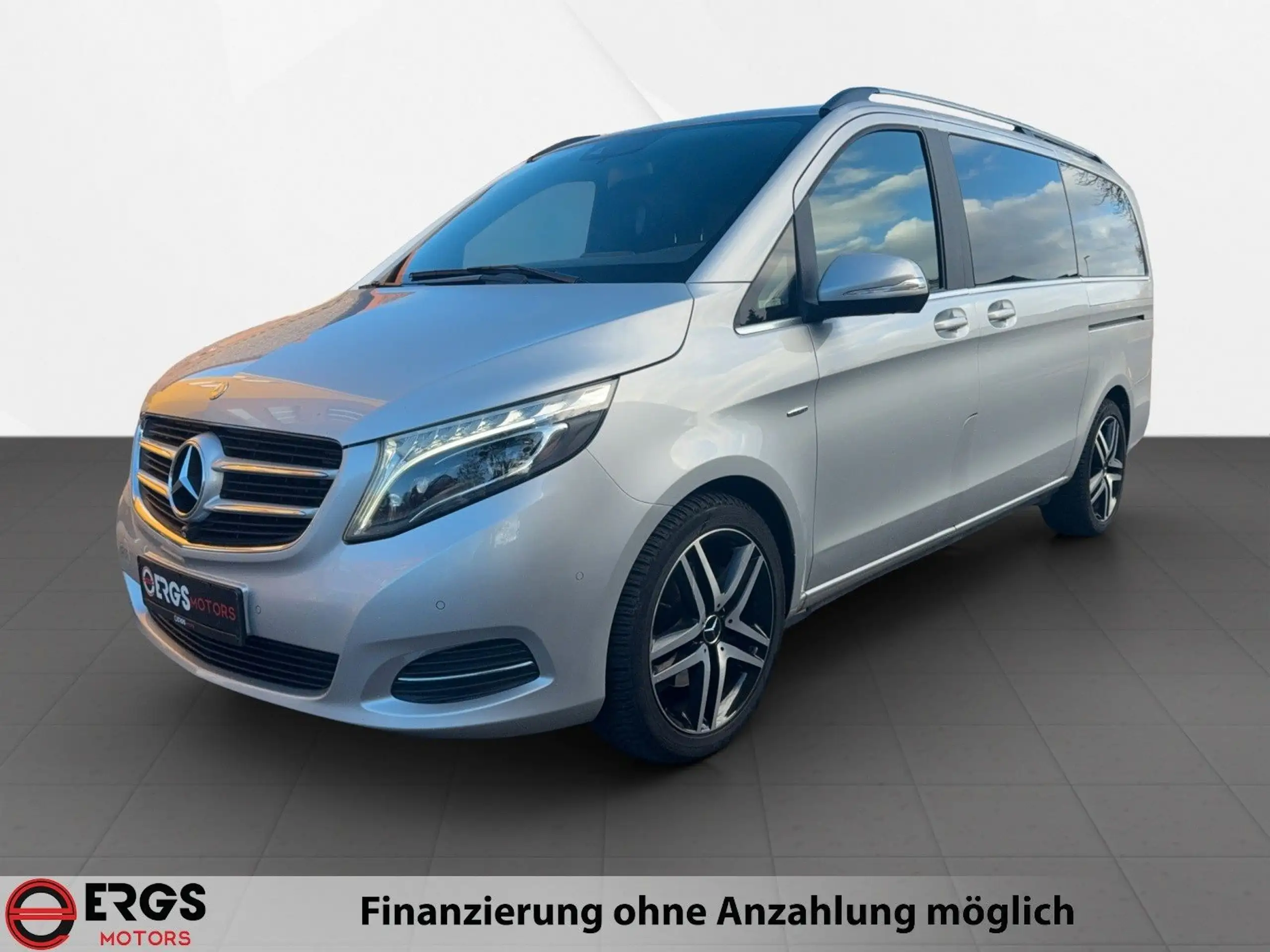 Mercedes-Benz V 220 2015