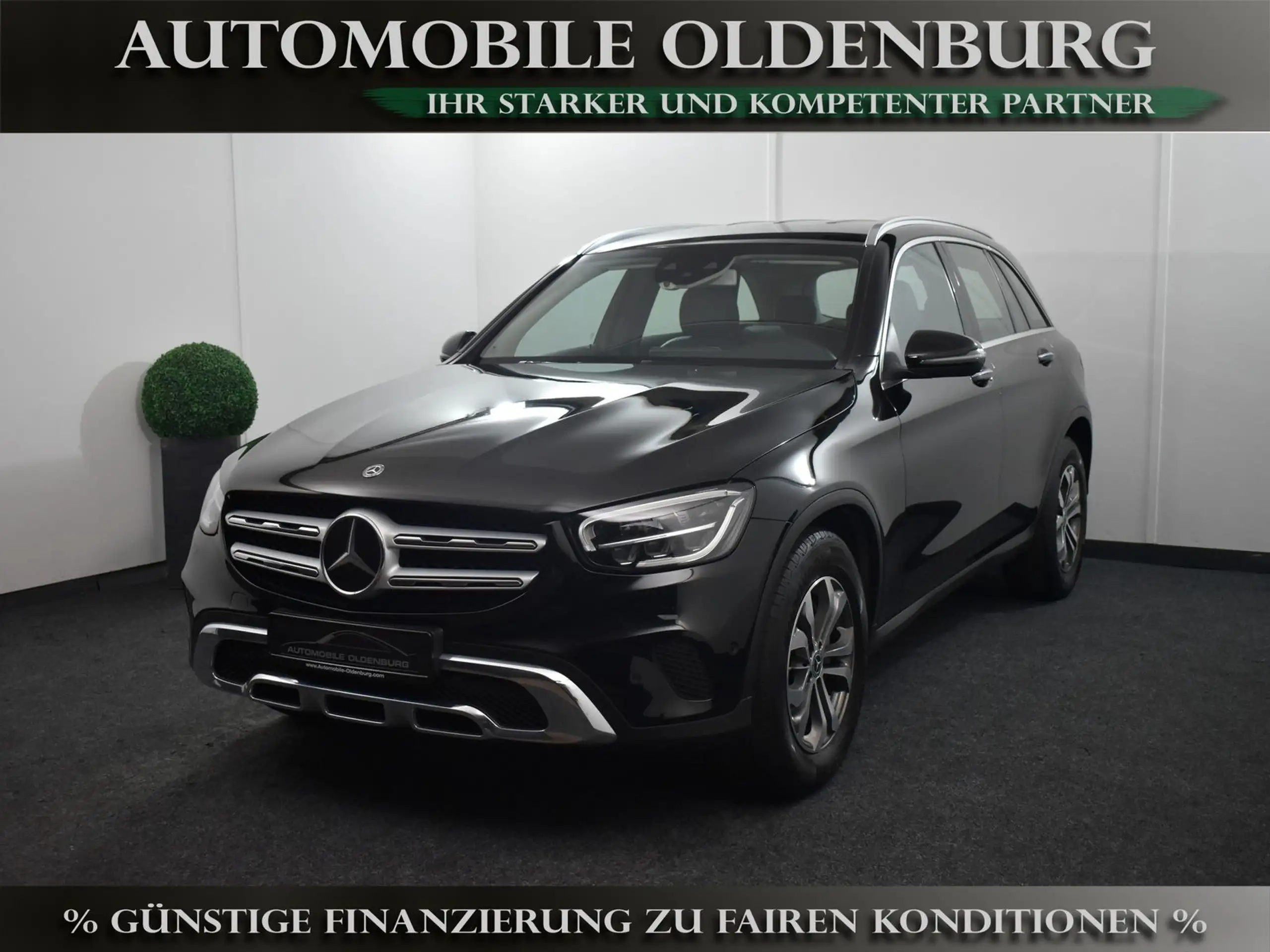 Mercedes-Benz - GLC 220