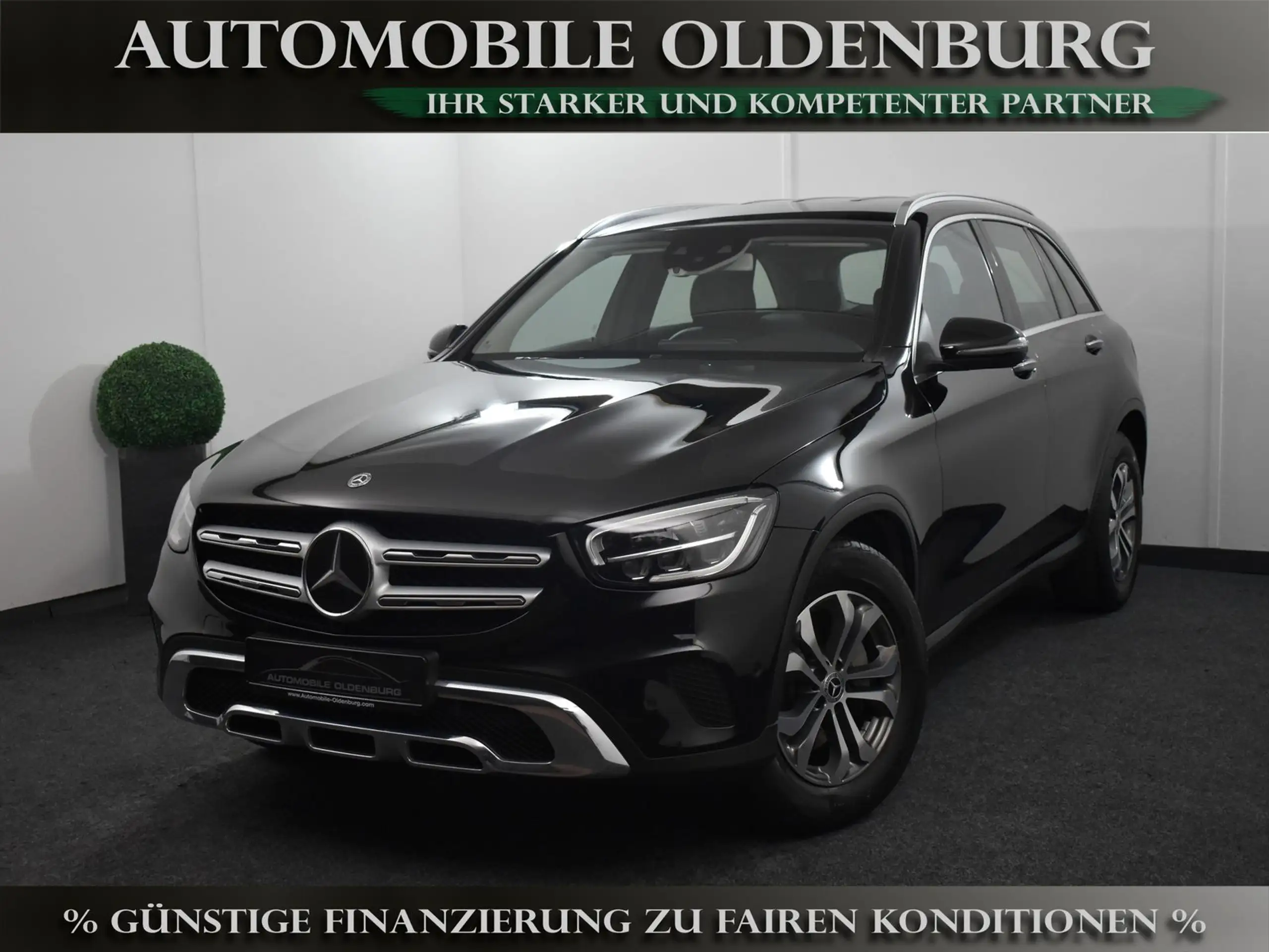 Mercedes-Benz - GLC 220