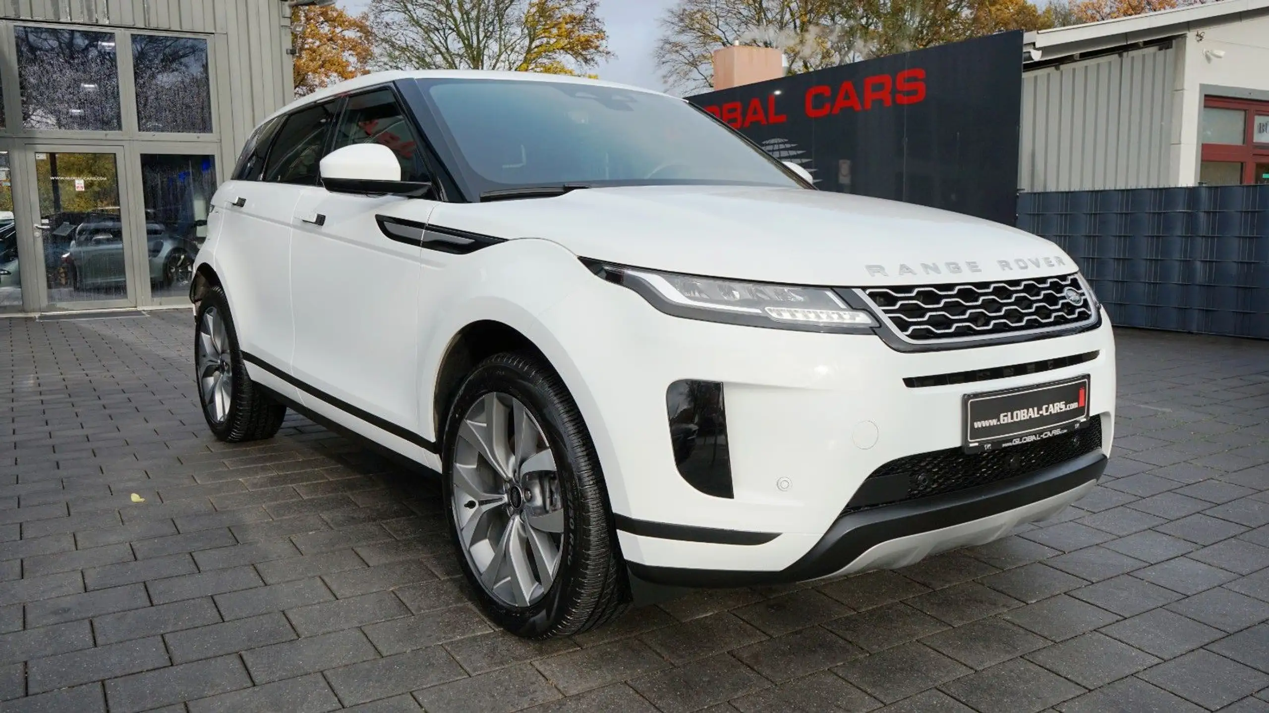 Land Rover - Range Rover Evoque