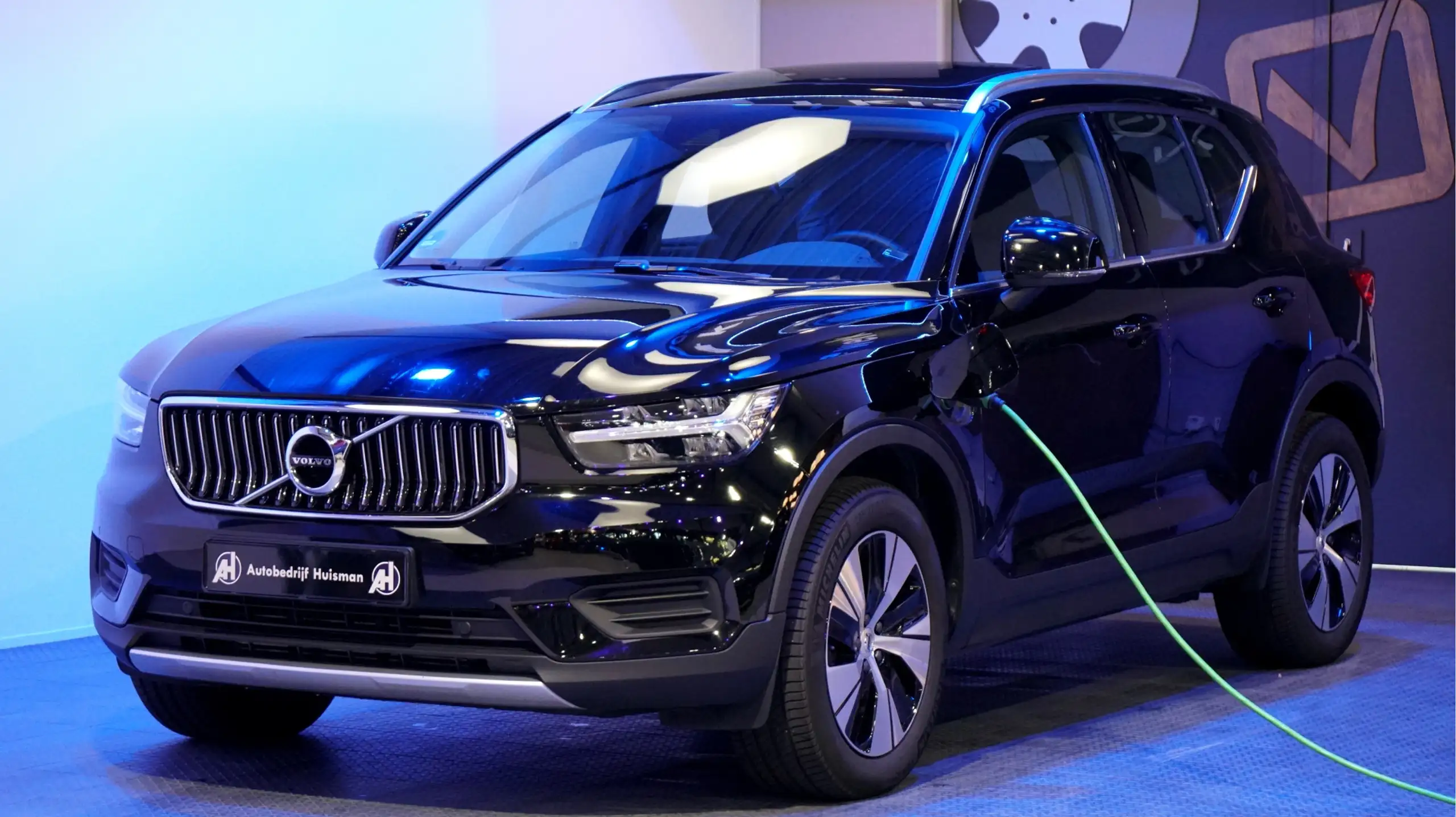 Volvo - XC40