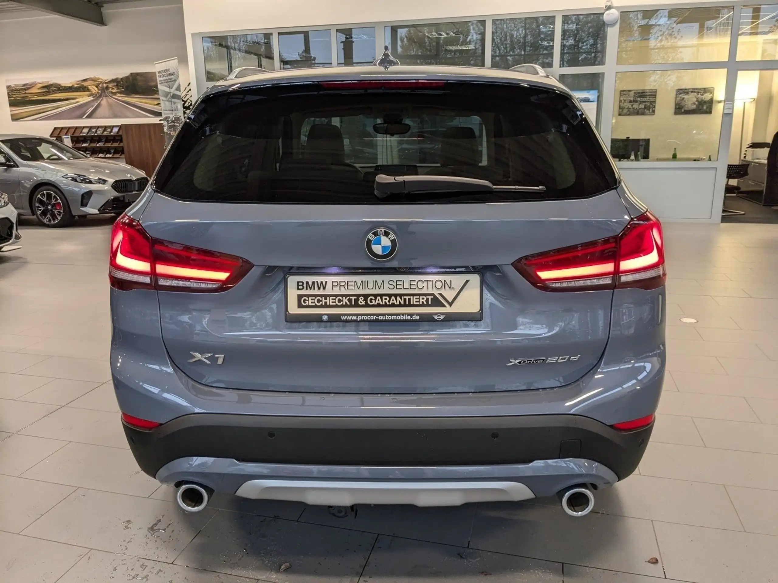 BMW - X1