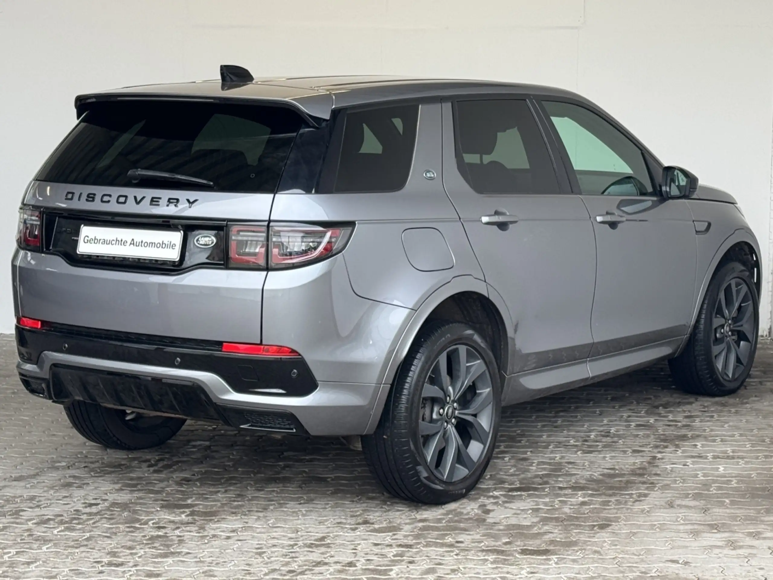 Land Rover - Discovery Sport