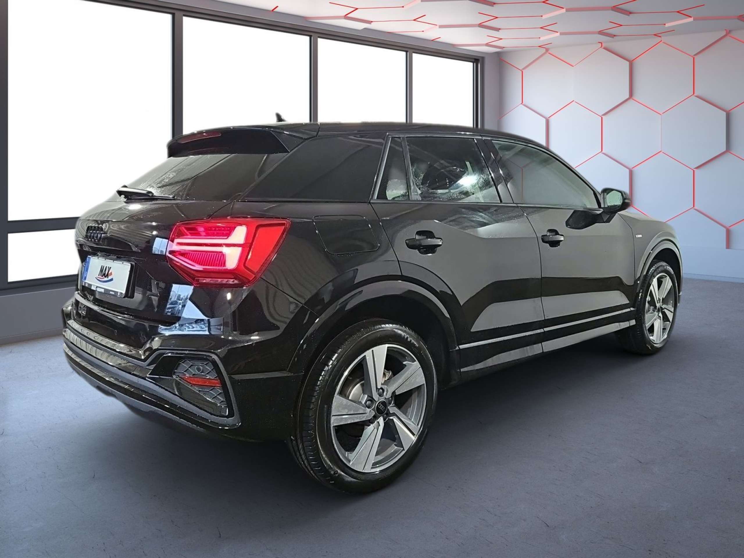 Audi - Q2