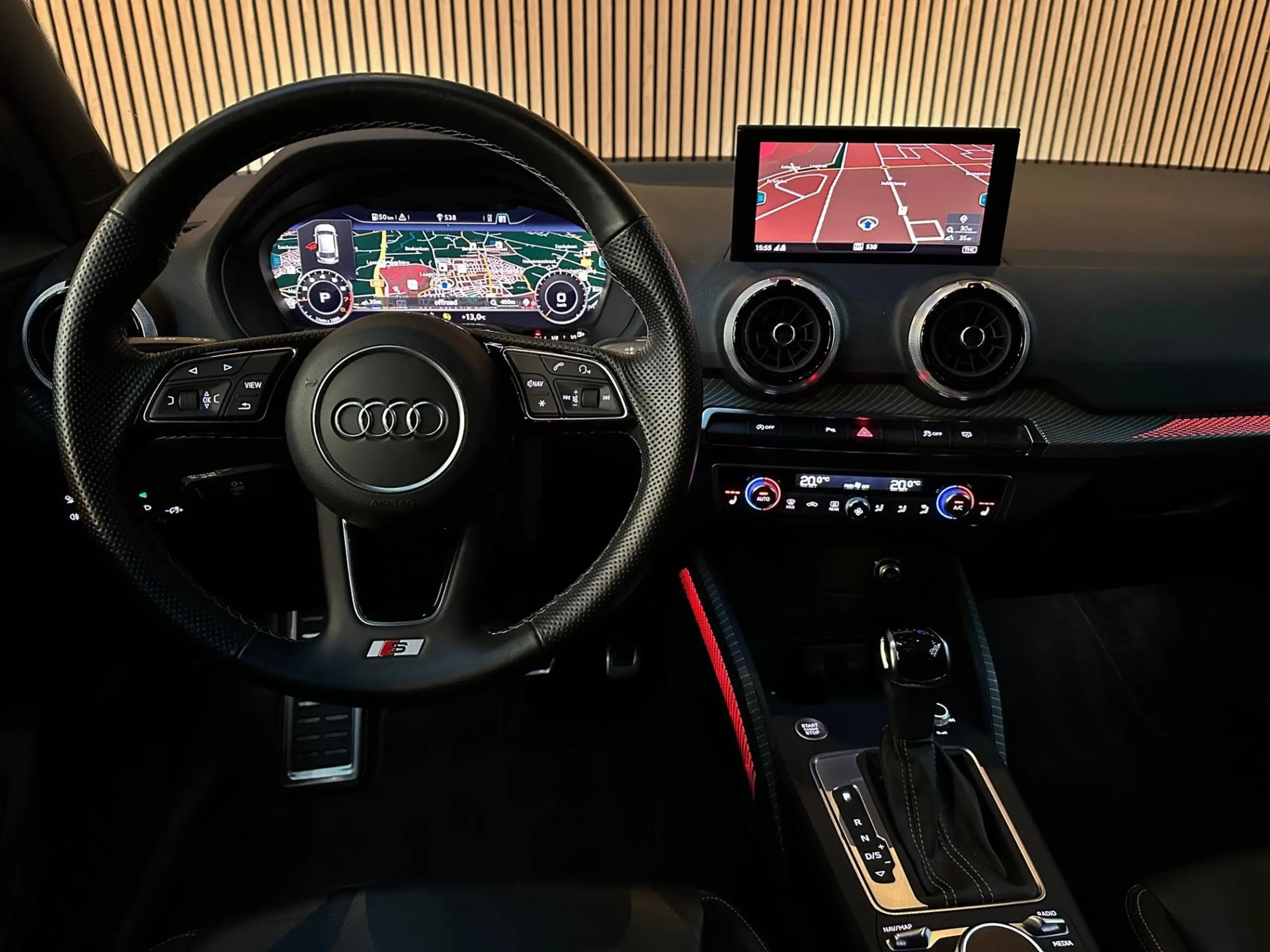 Audi - Q2