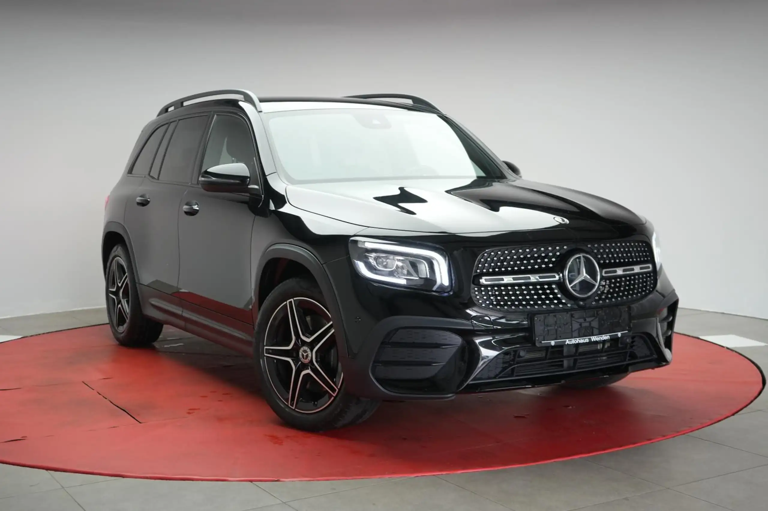 Mercedes-Benz GLB 220 2021