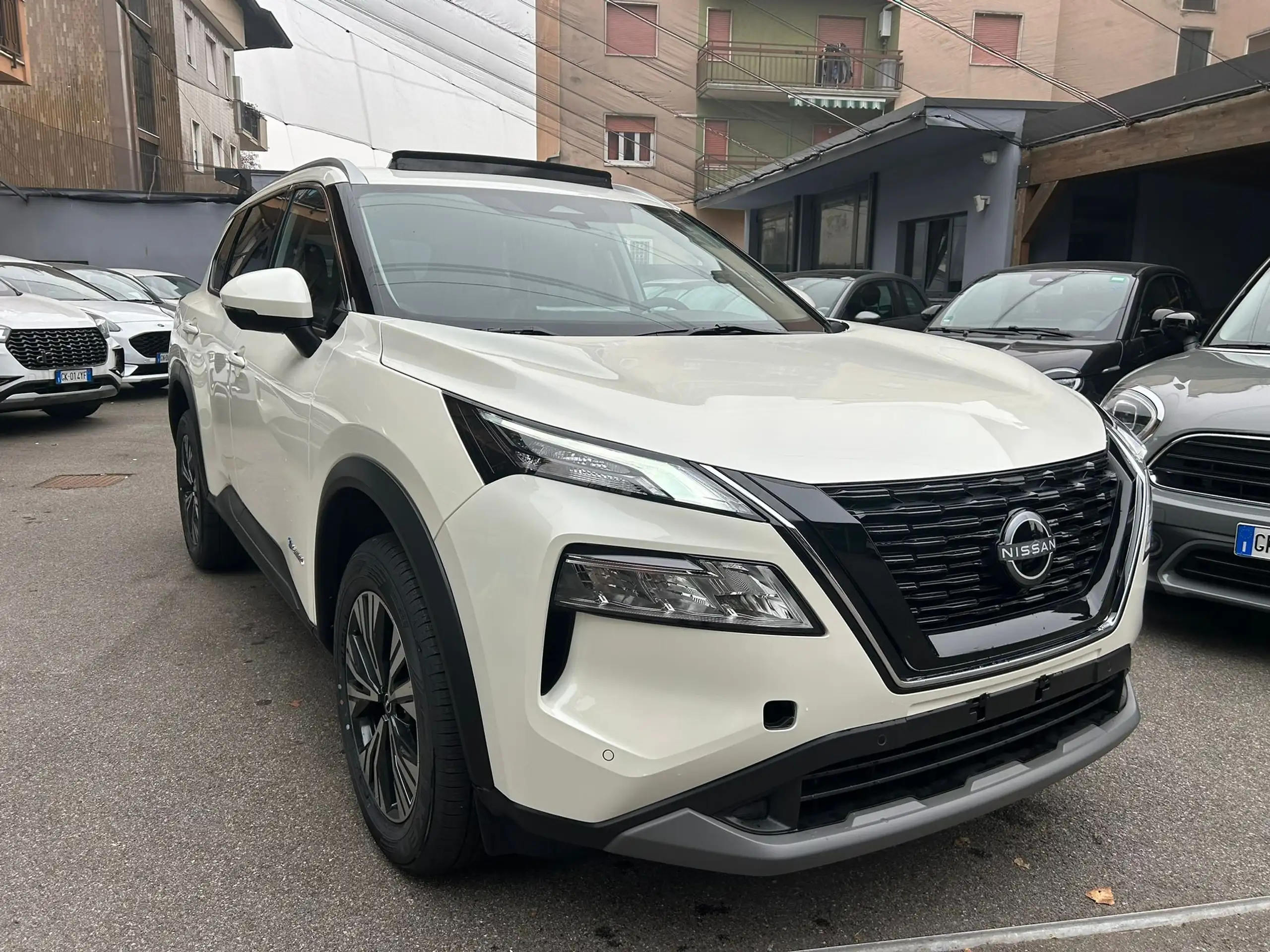 Nissan - X-Trail