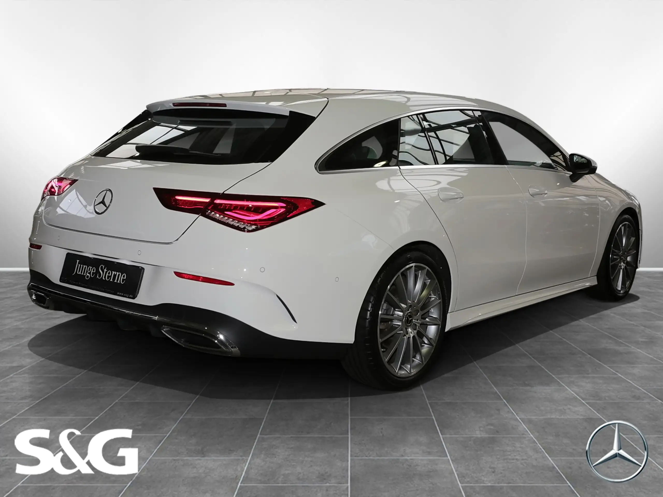 Mercedes-Benz - CLA 200