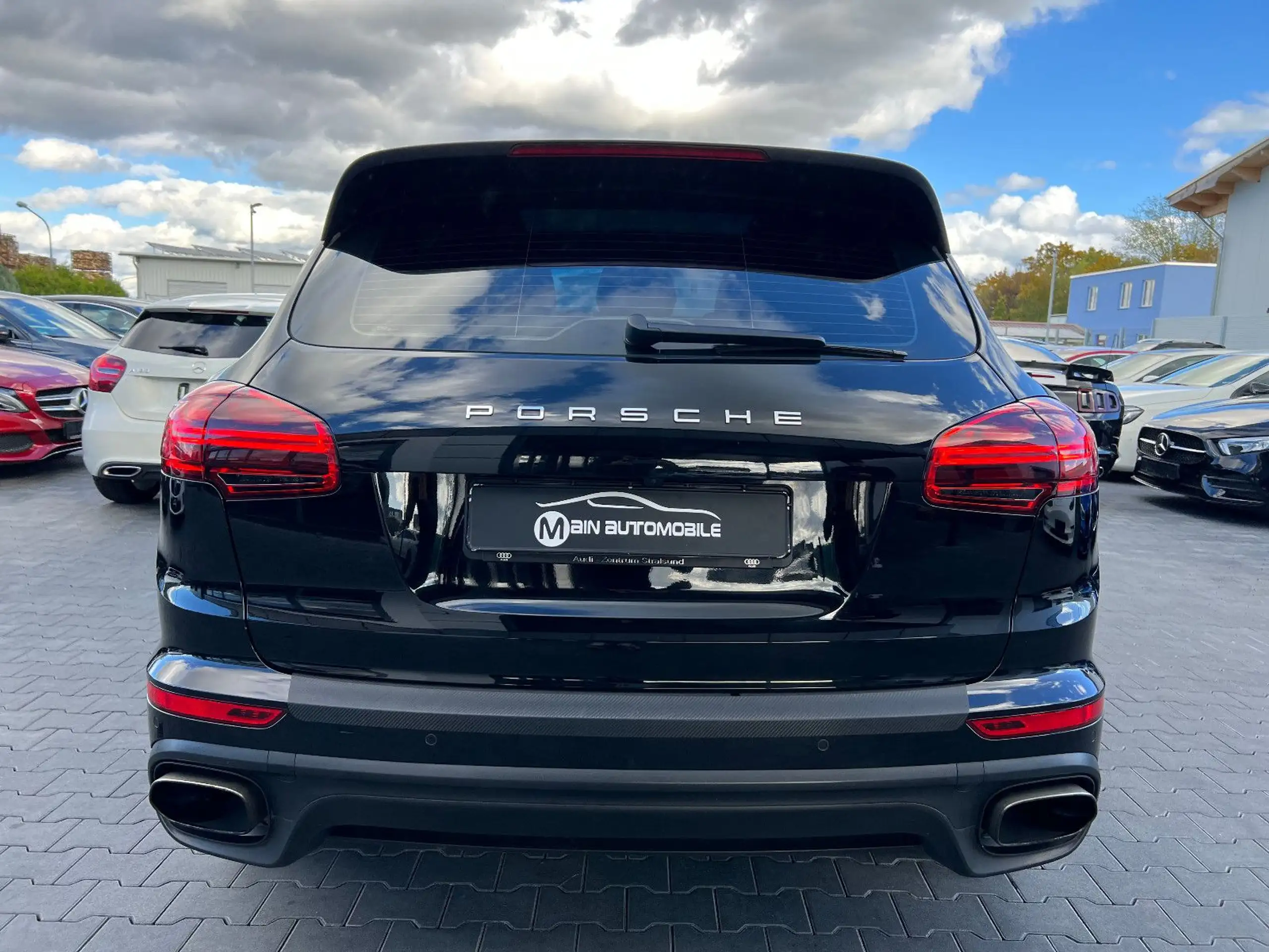 Porsche - Cayenne