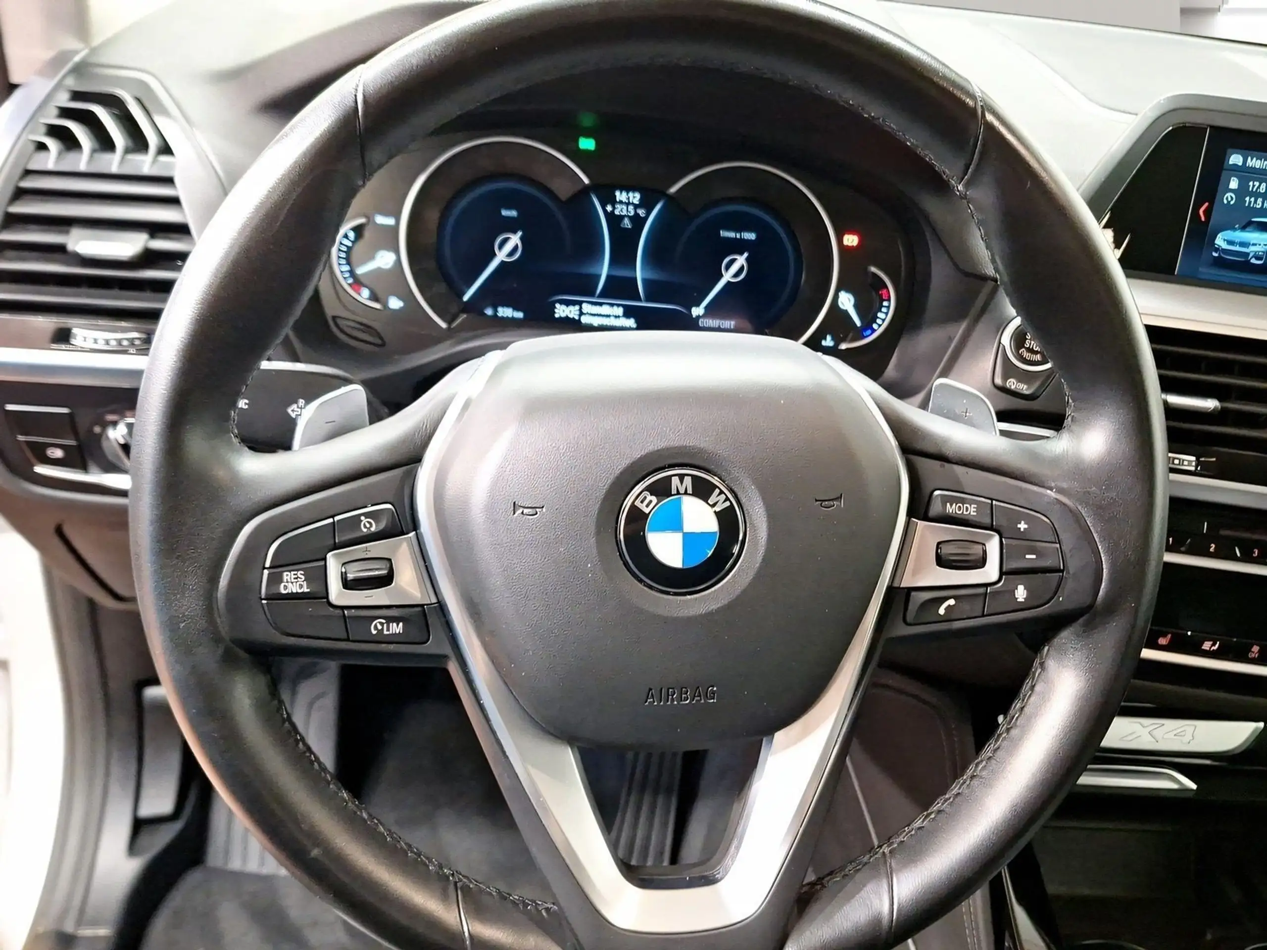 BMW - X4