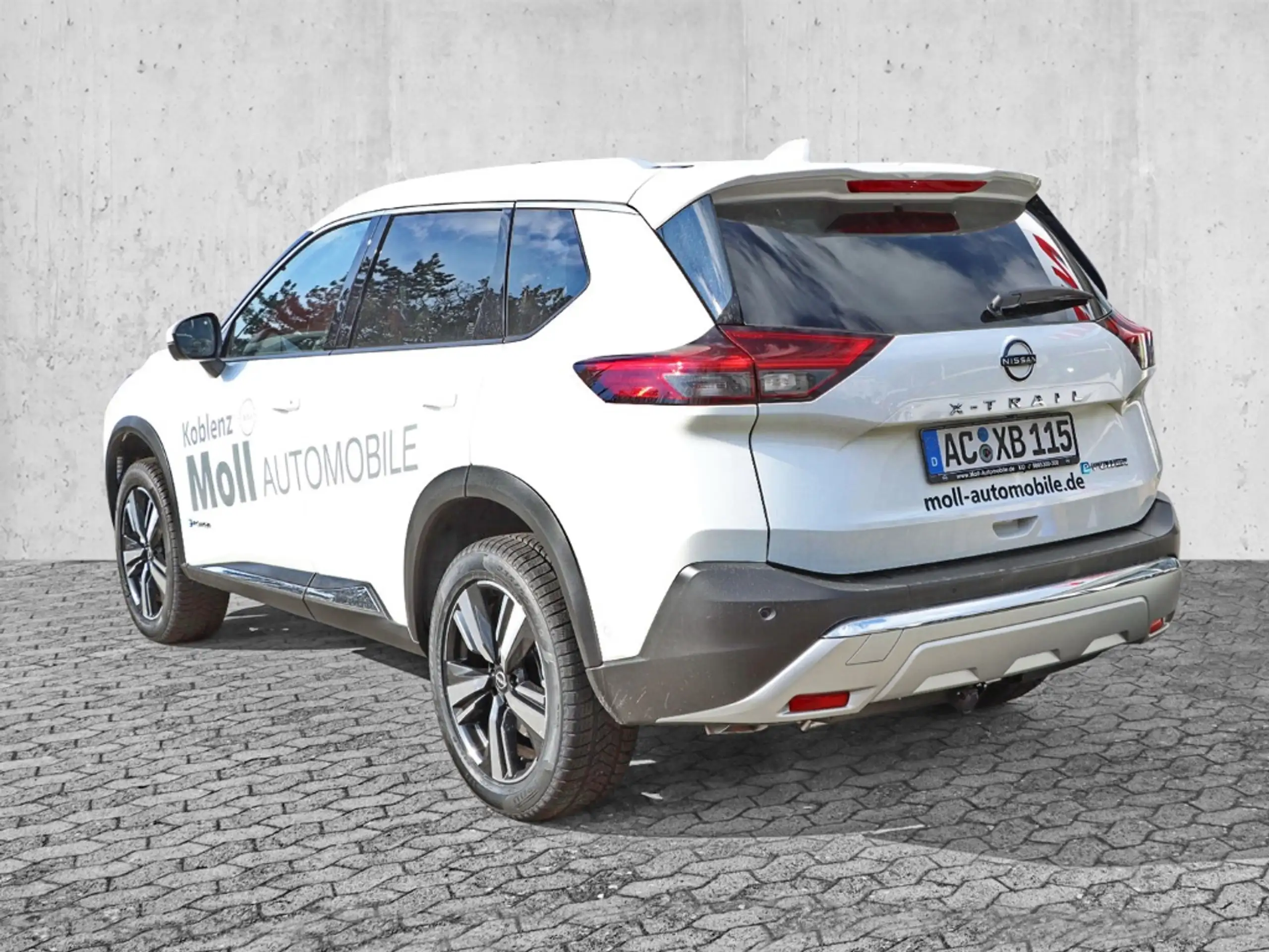 Nissan - X-Trail