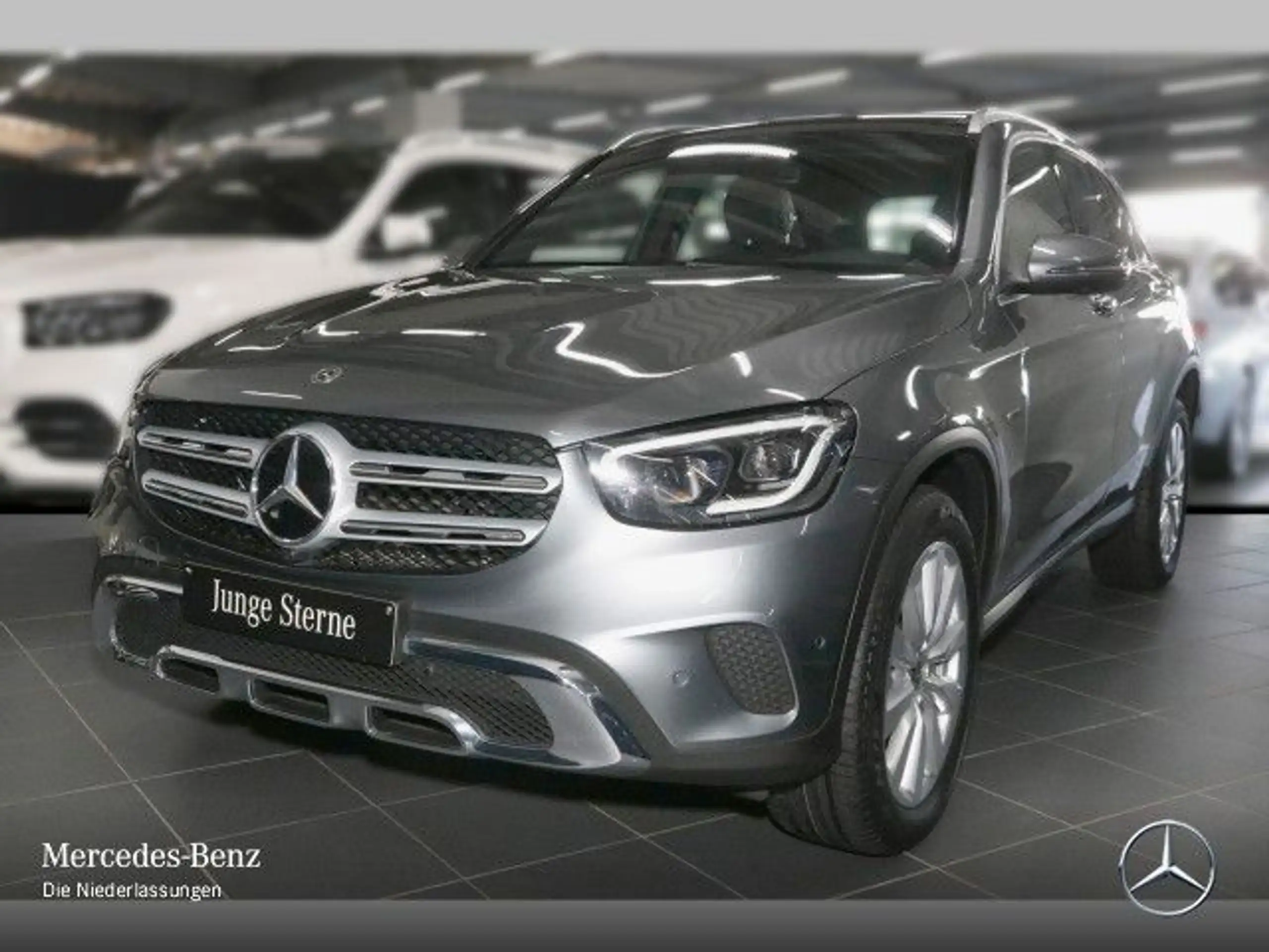 Mercedes-Benz - GLC 300