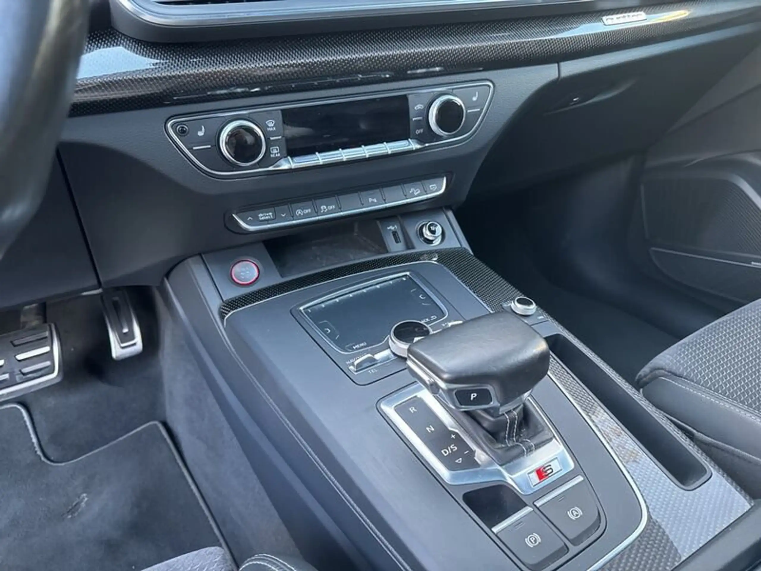 Audi - SQ5