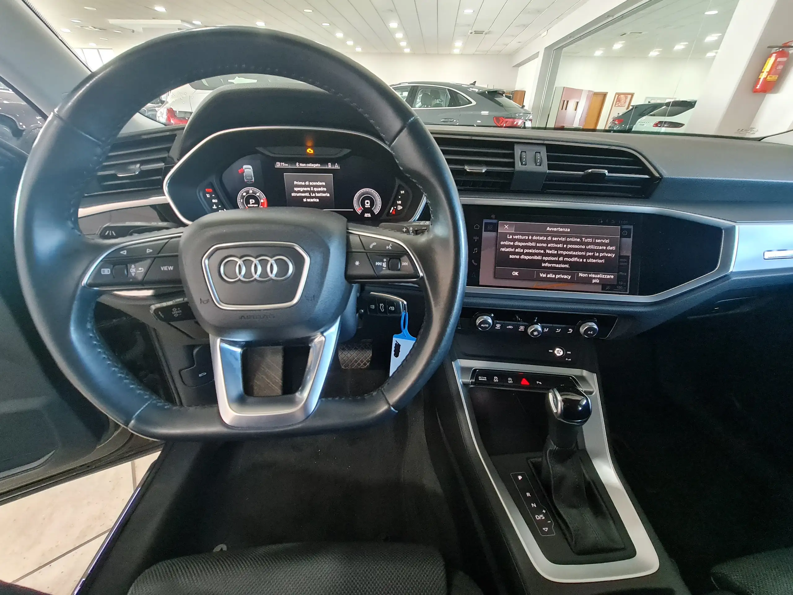 Audi - Q3