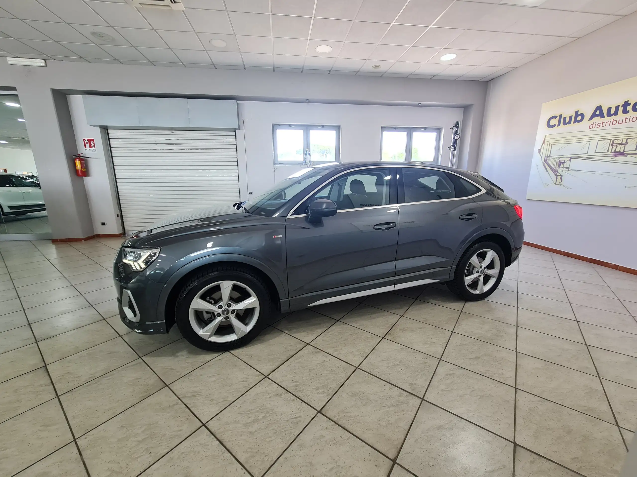 Audi - Q3