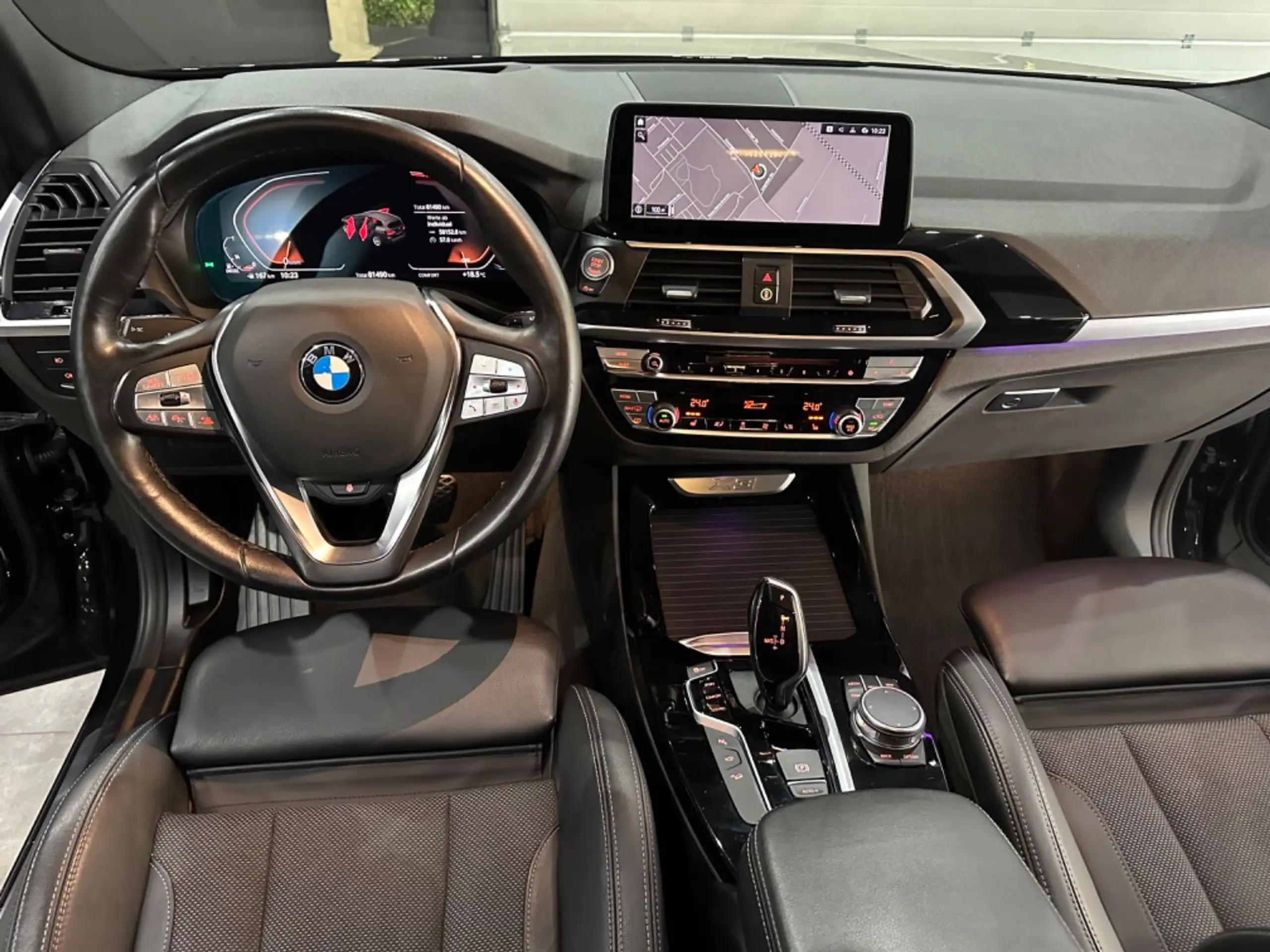 BMW - X3