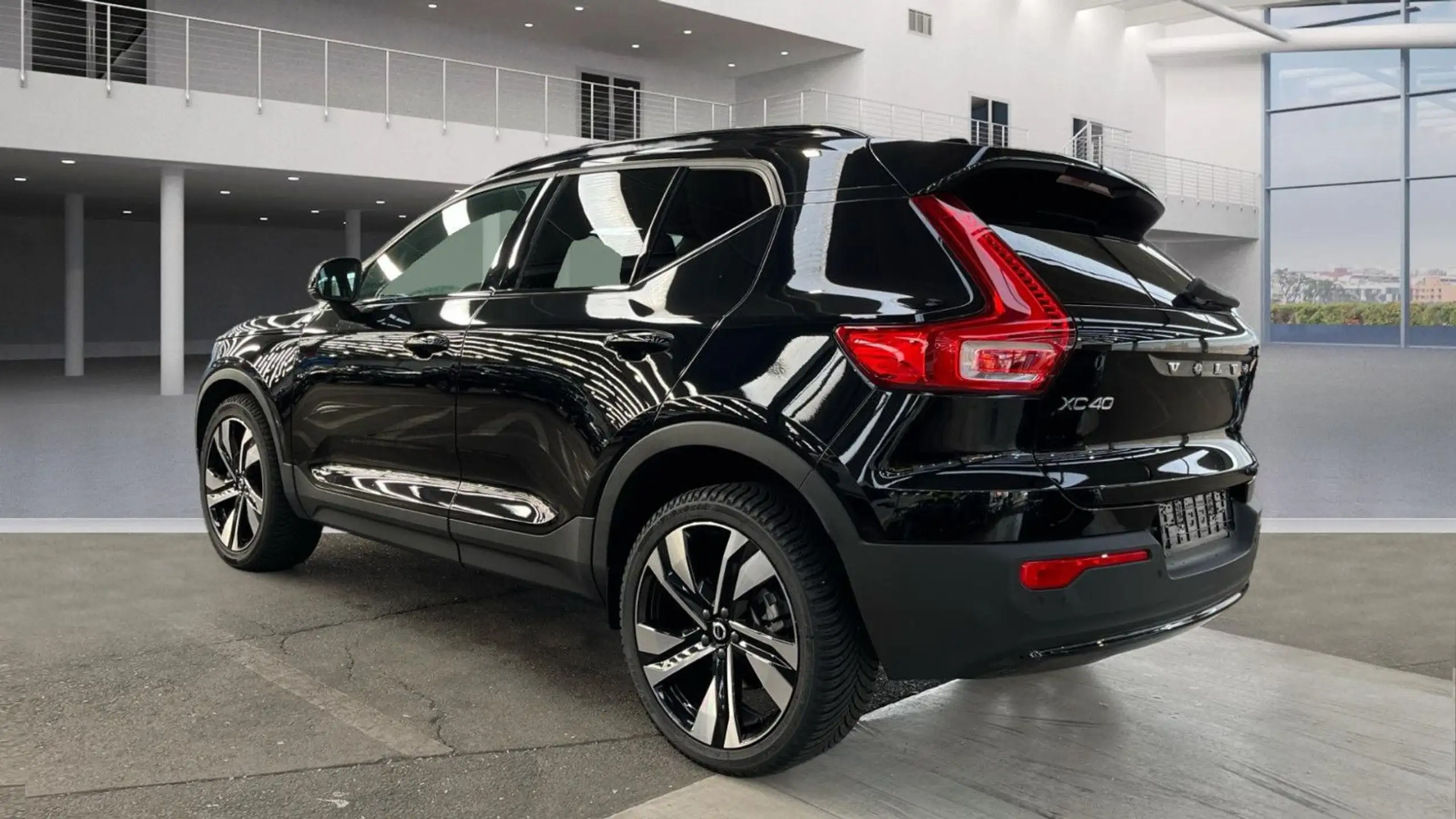 Volvo - XC40