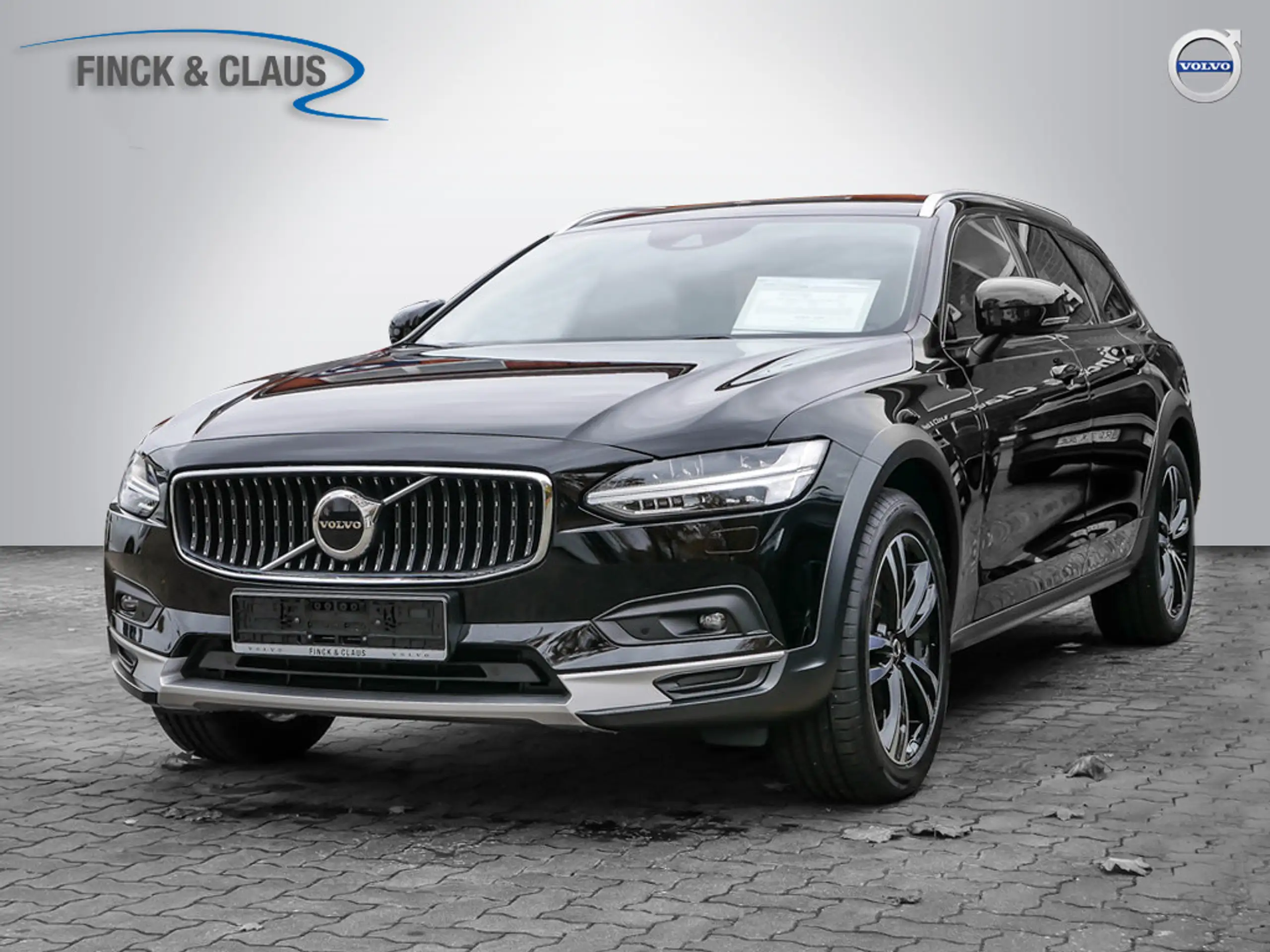 Volvo - V90 Cross Country