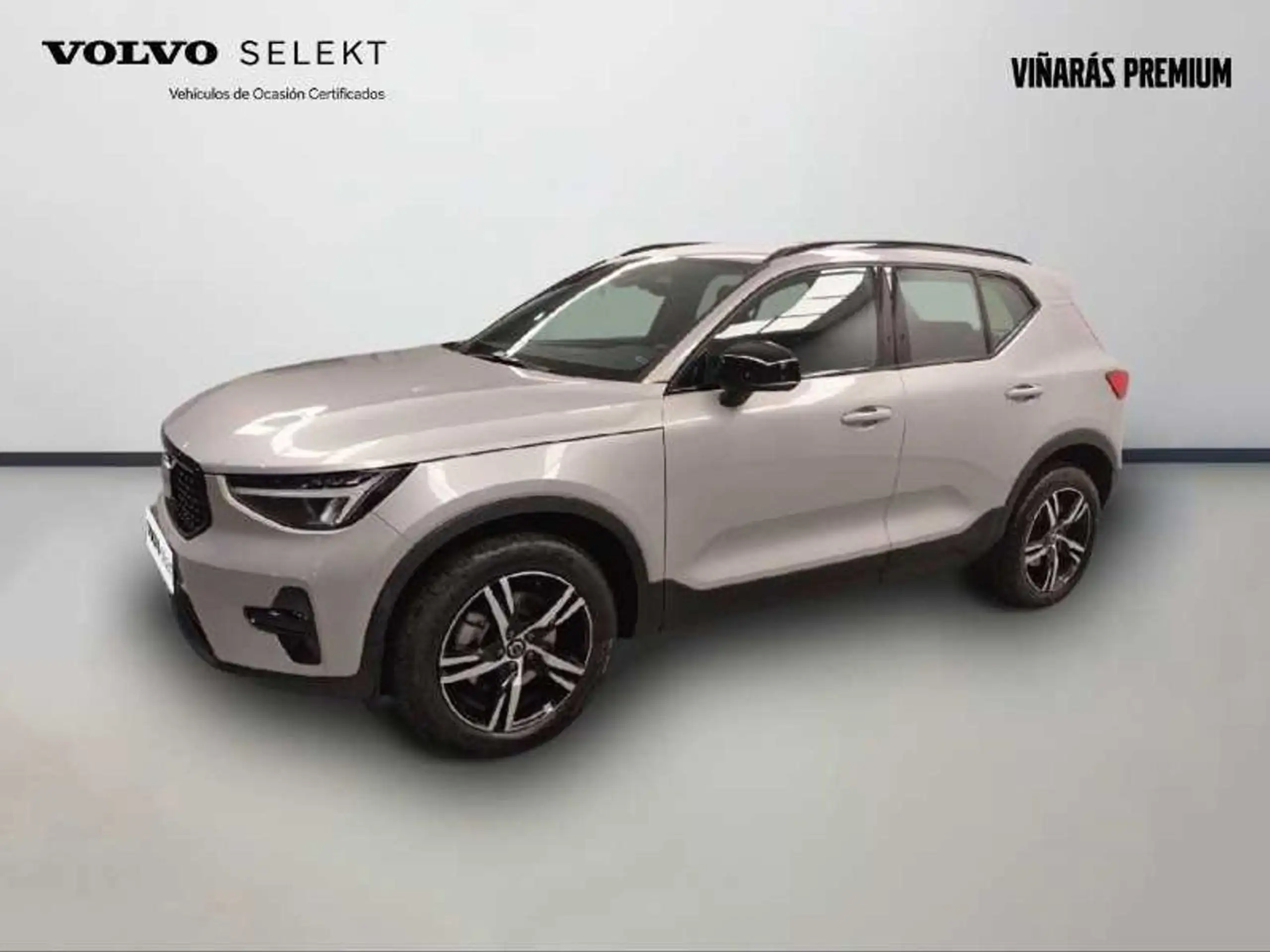 Volvo - XC40