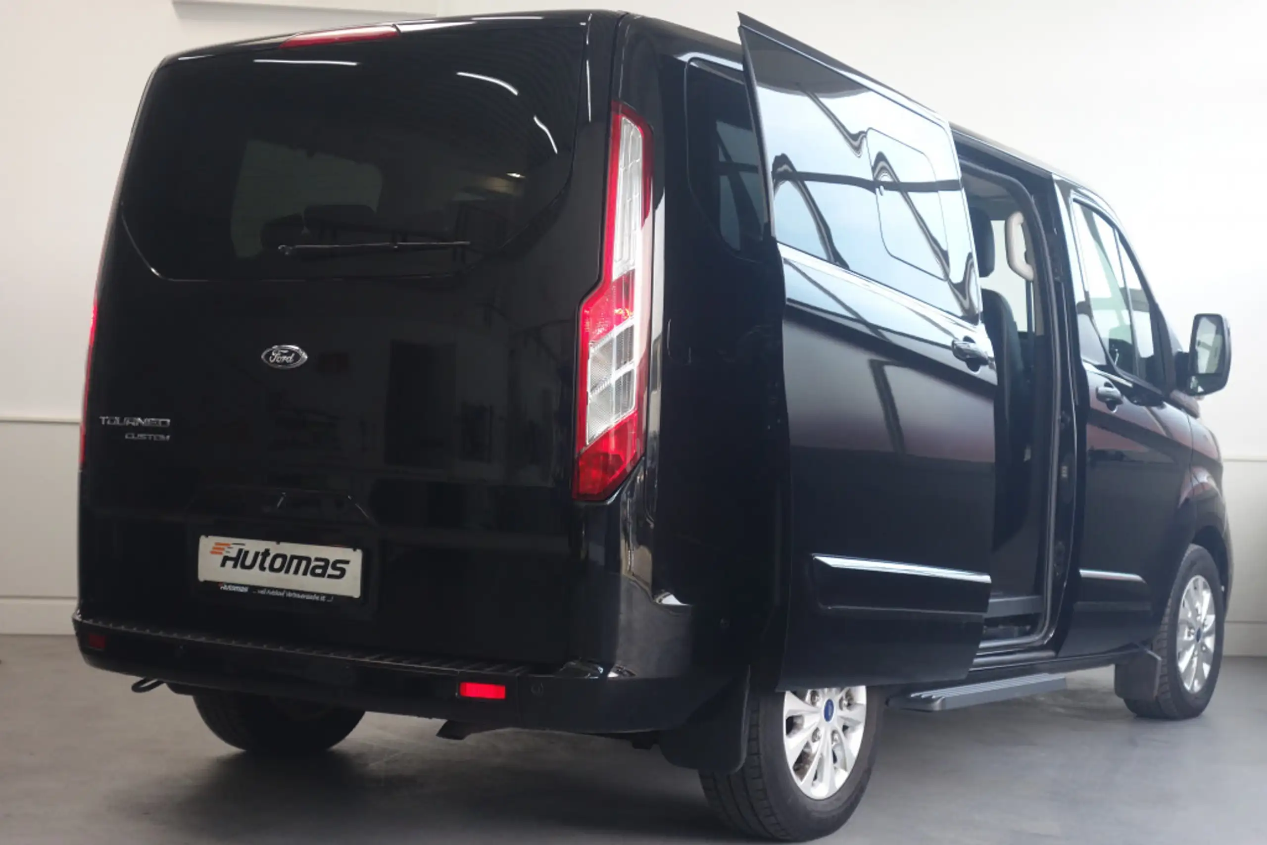 Ford - Tourneo Custom