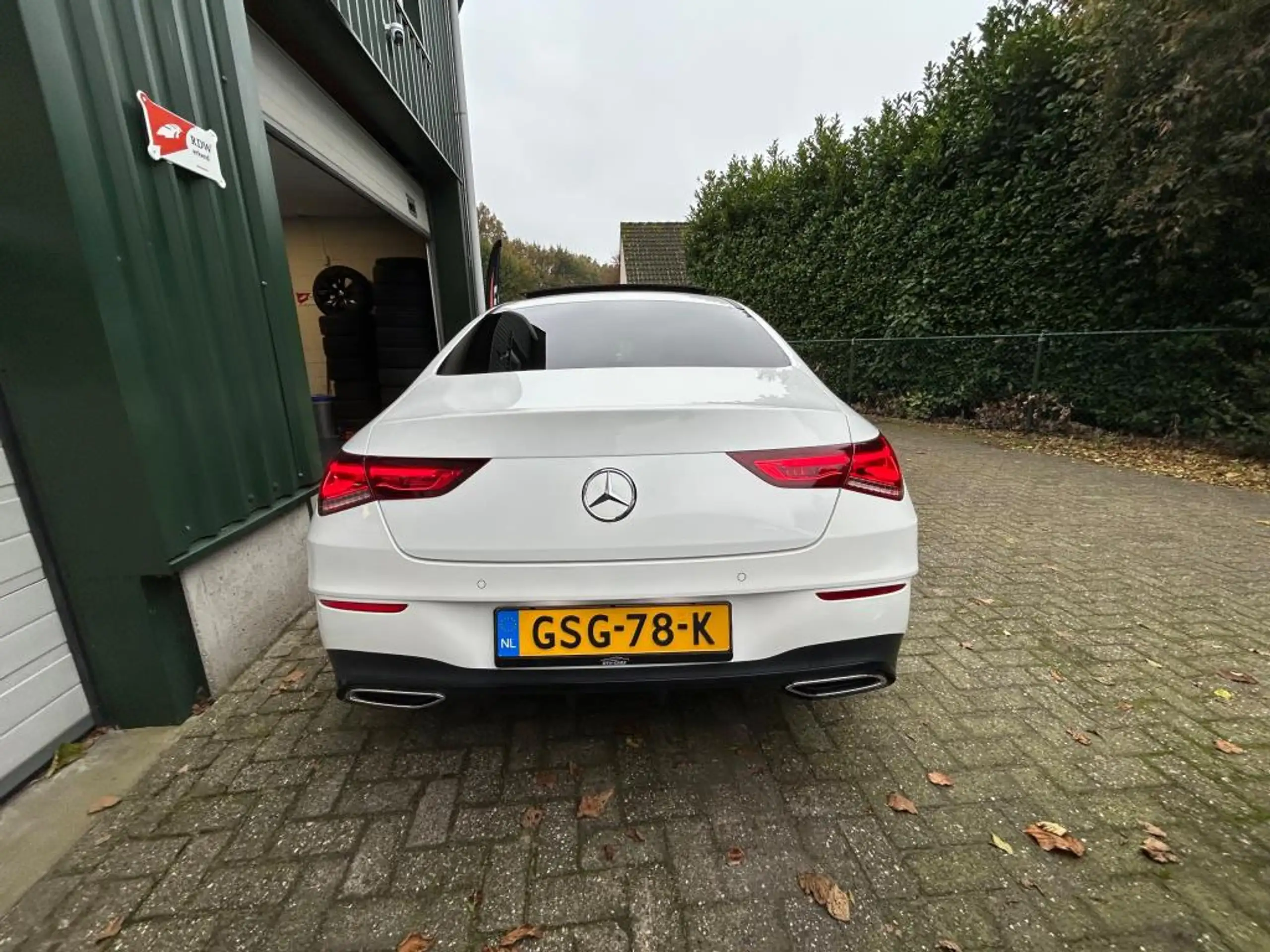 Mercedes-Benz - CLA 250