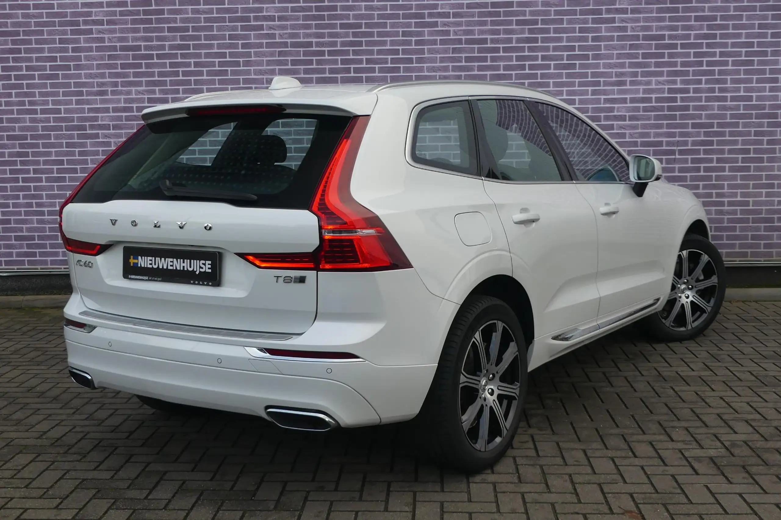 Volvo - XC60