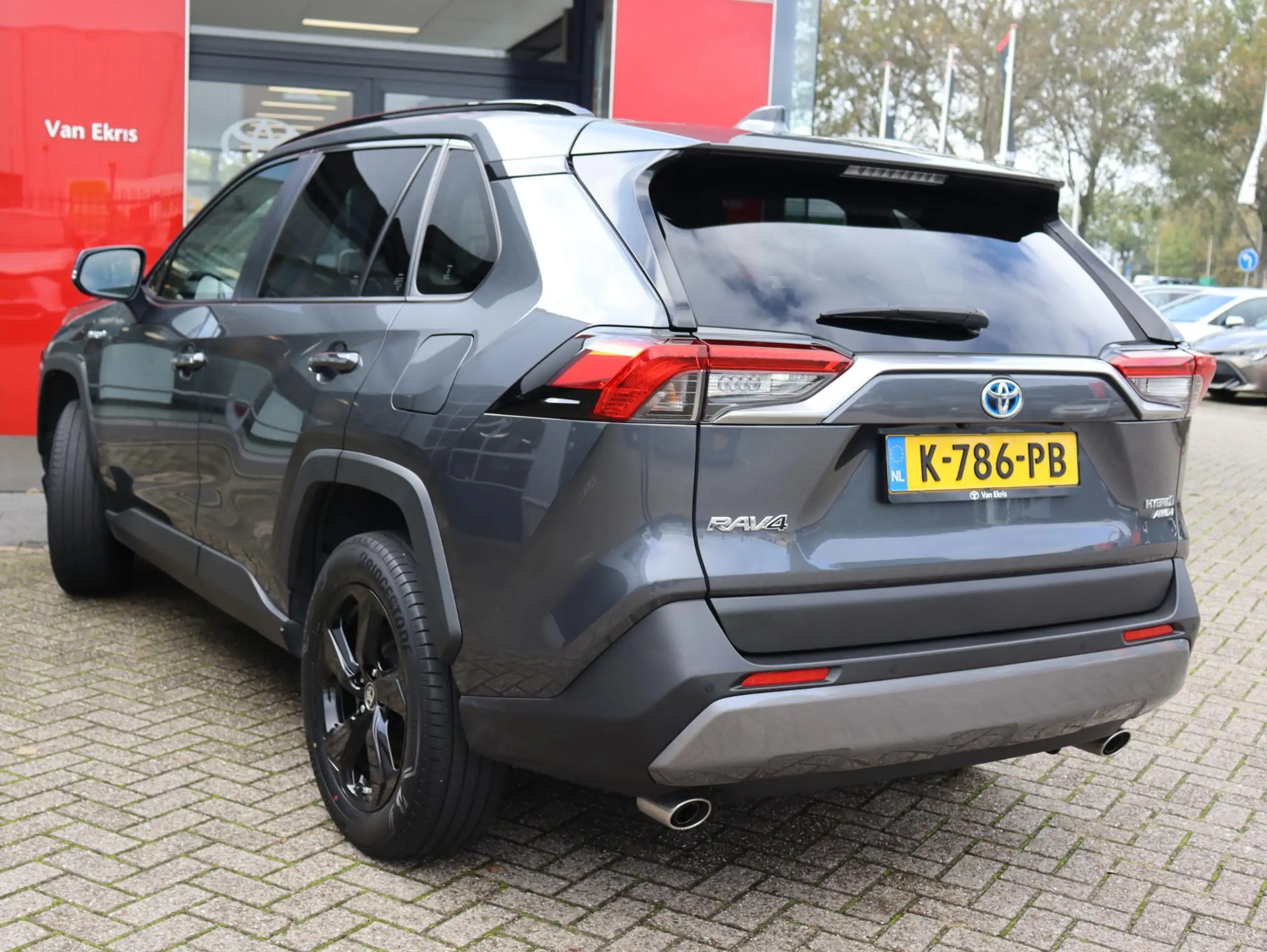 Toyota - RAV 4