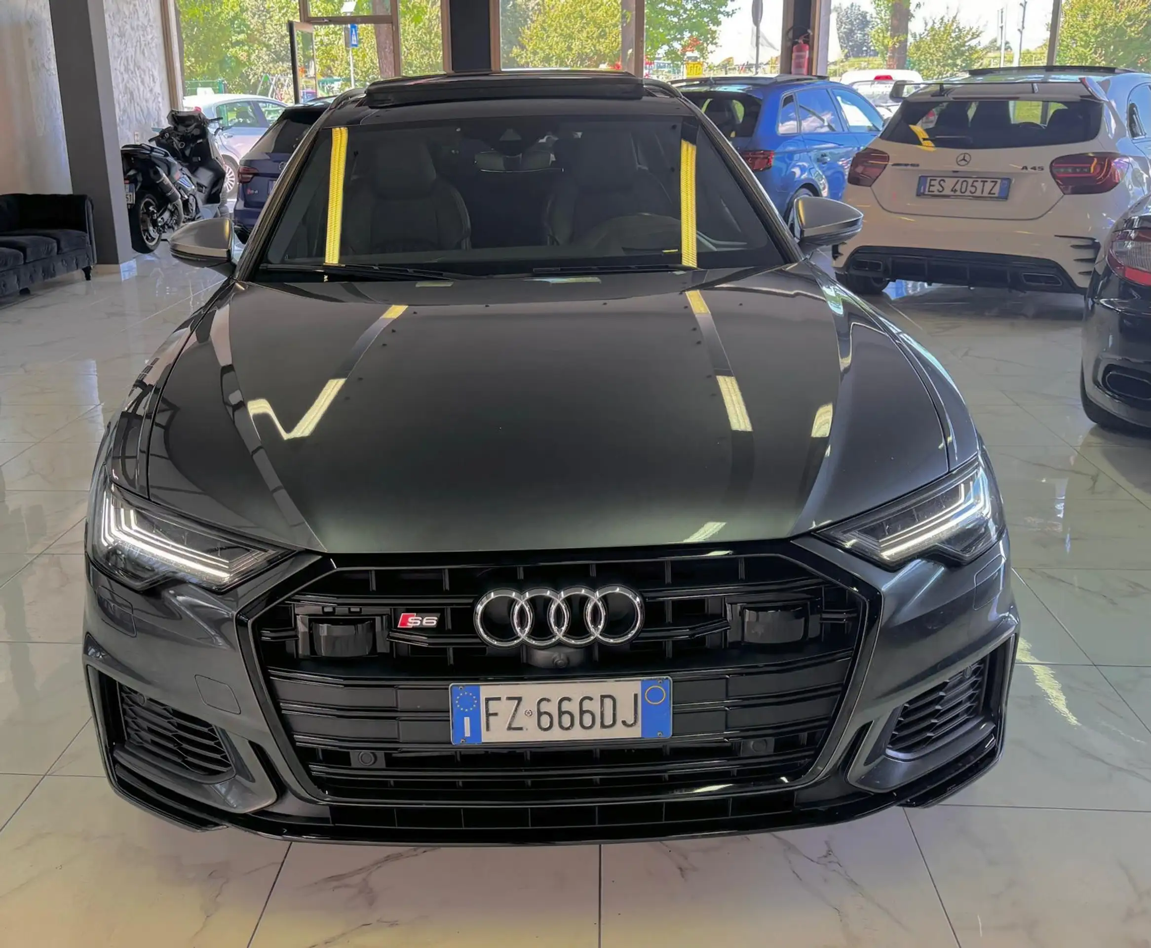 Audi - S6