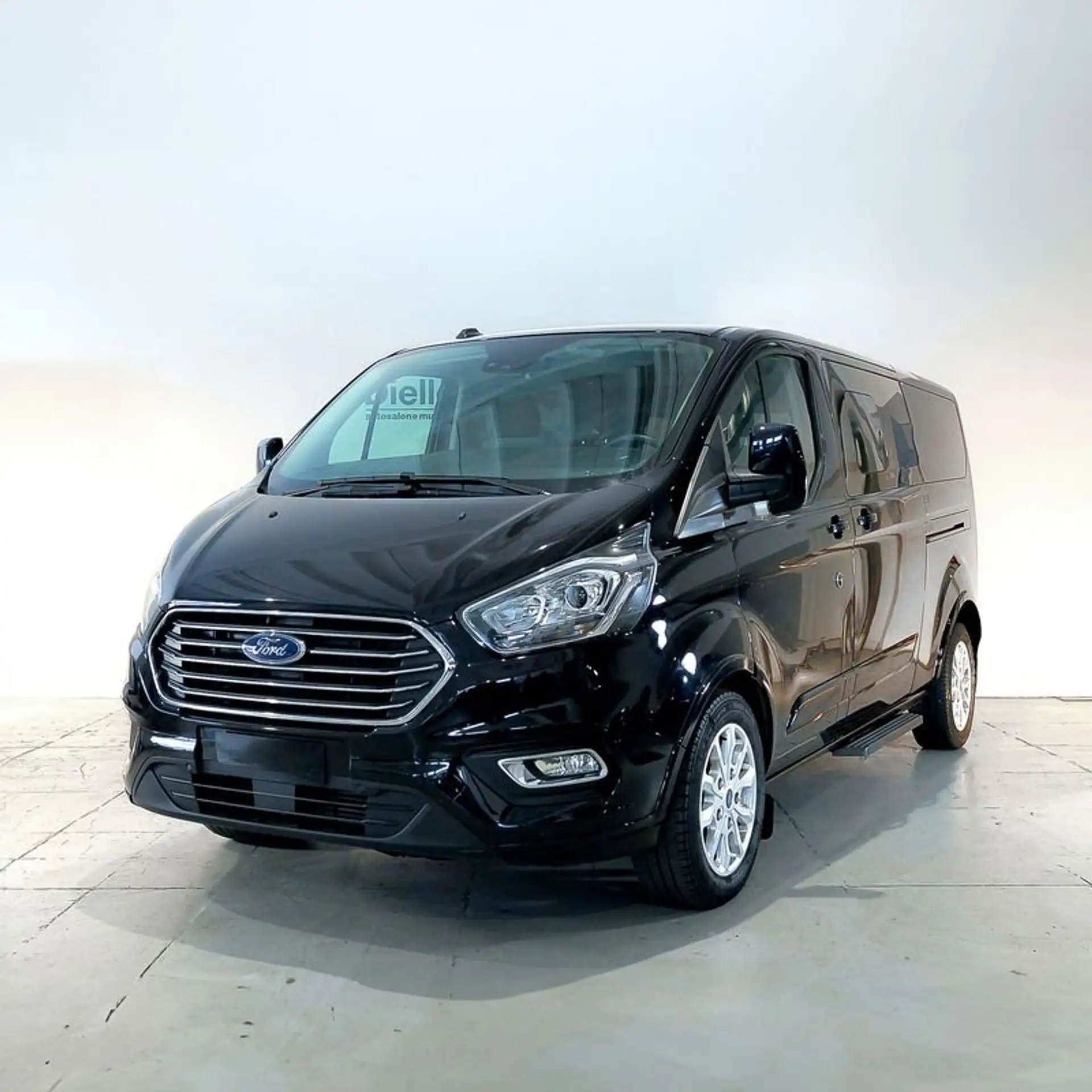 Ford Tourneo Custom 2022