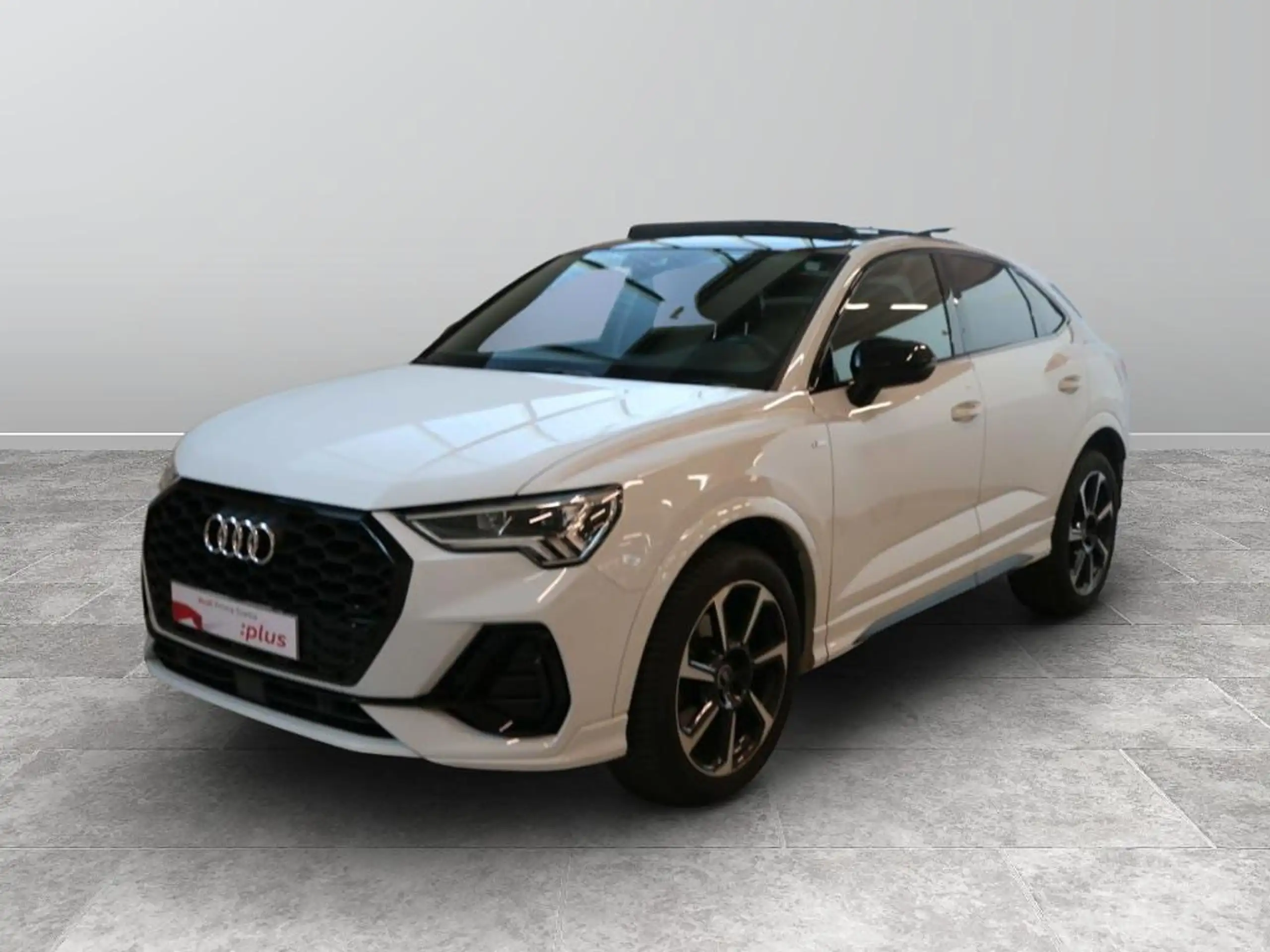 Audi - Q3