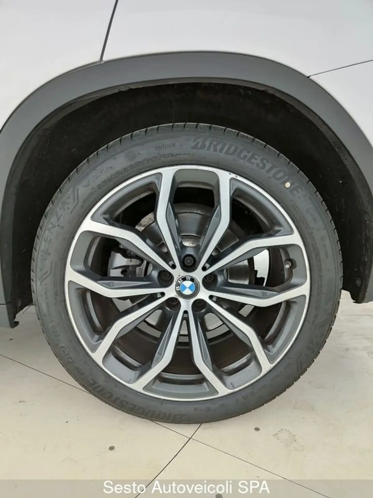 BMW - X3