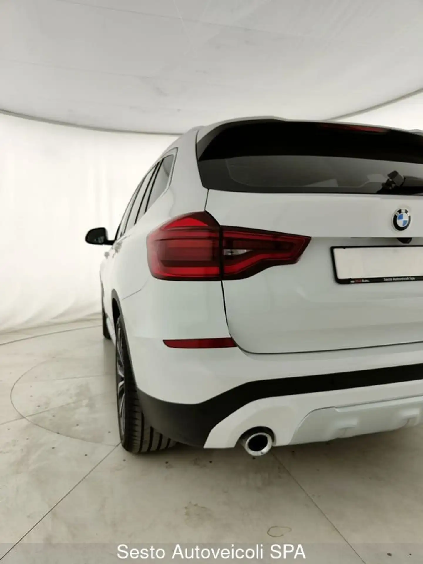 BMW - X3