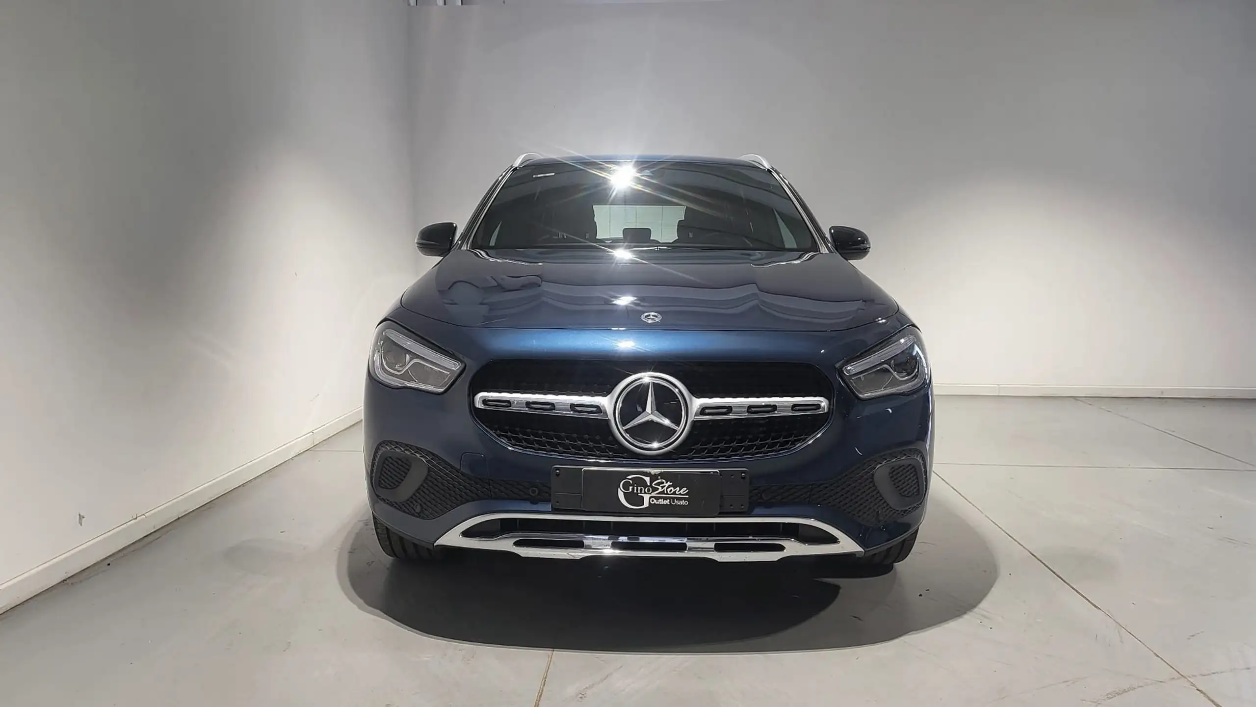 Mercedes-Benz - GLA 200