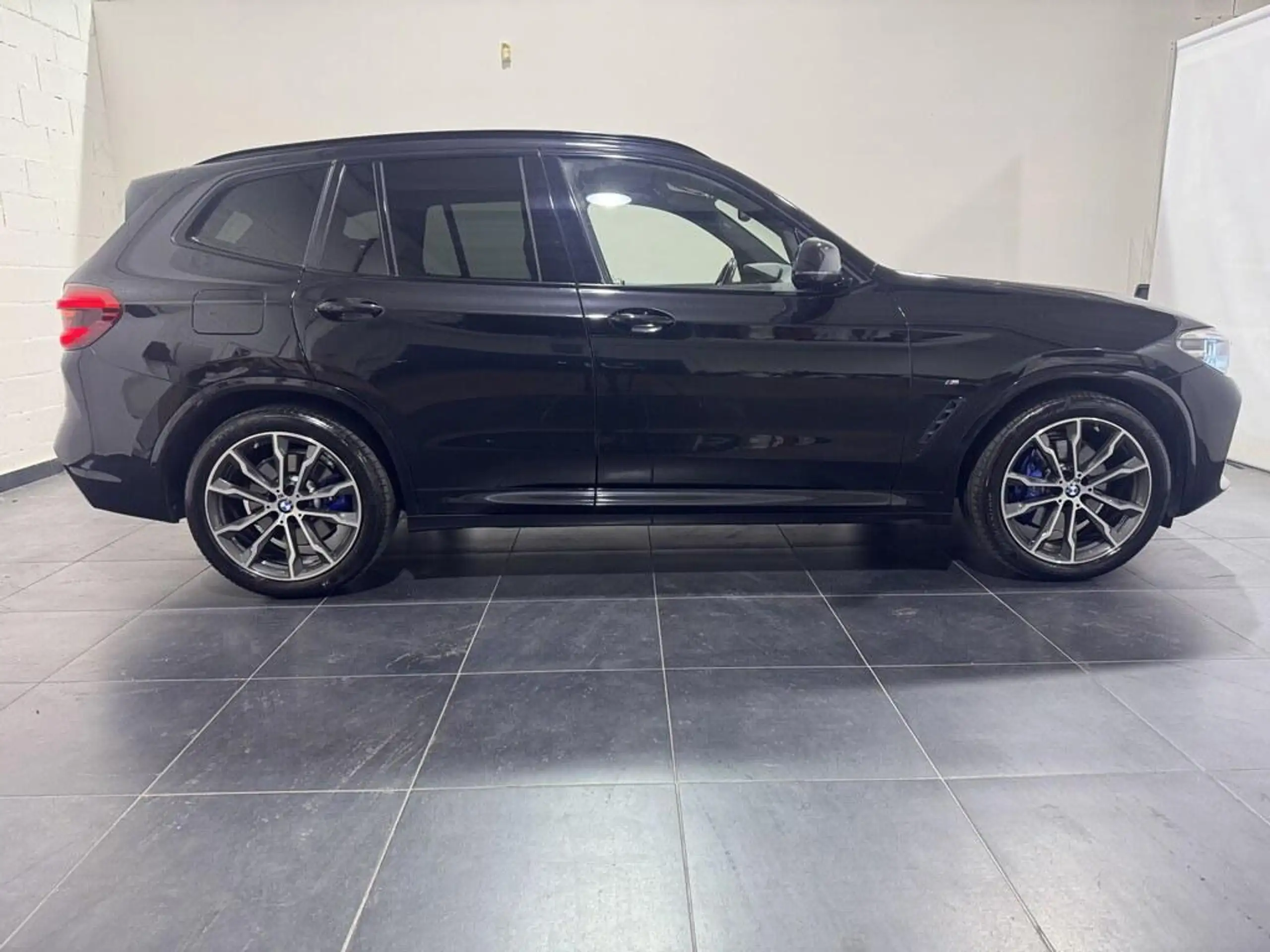 BMW - X3