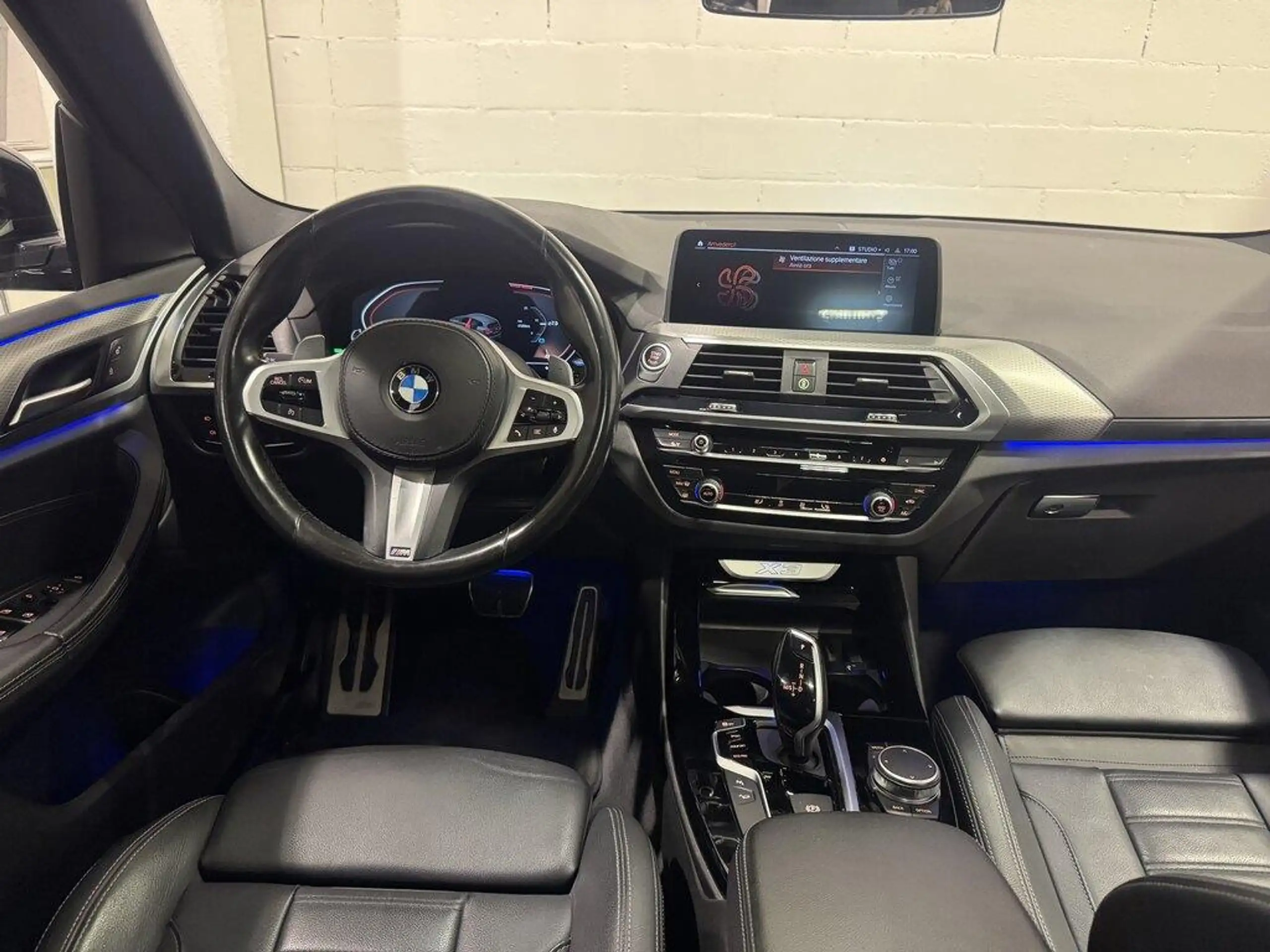 BMW - X3