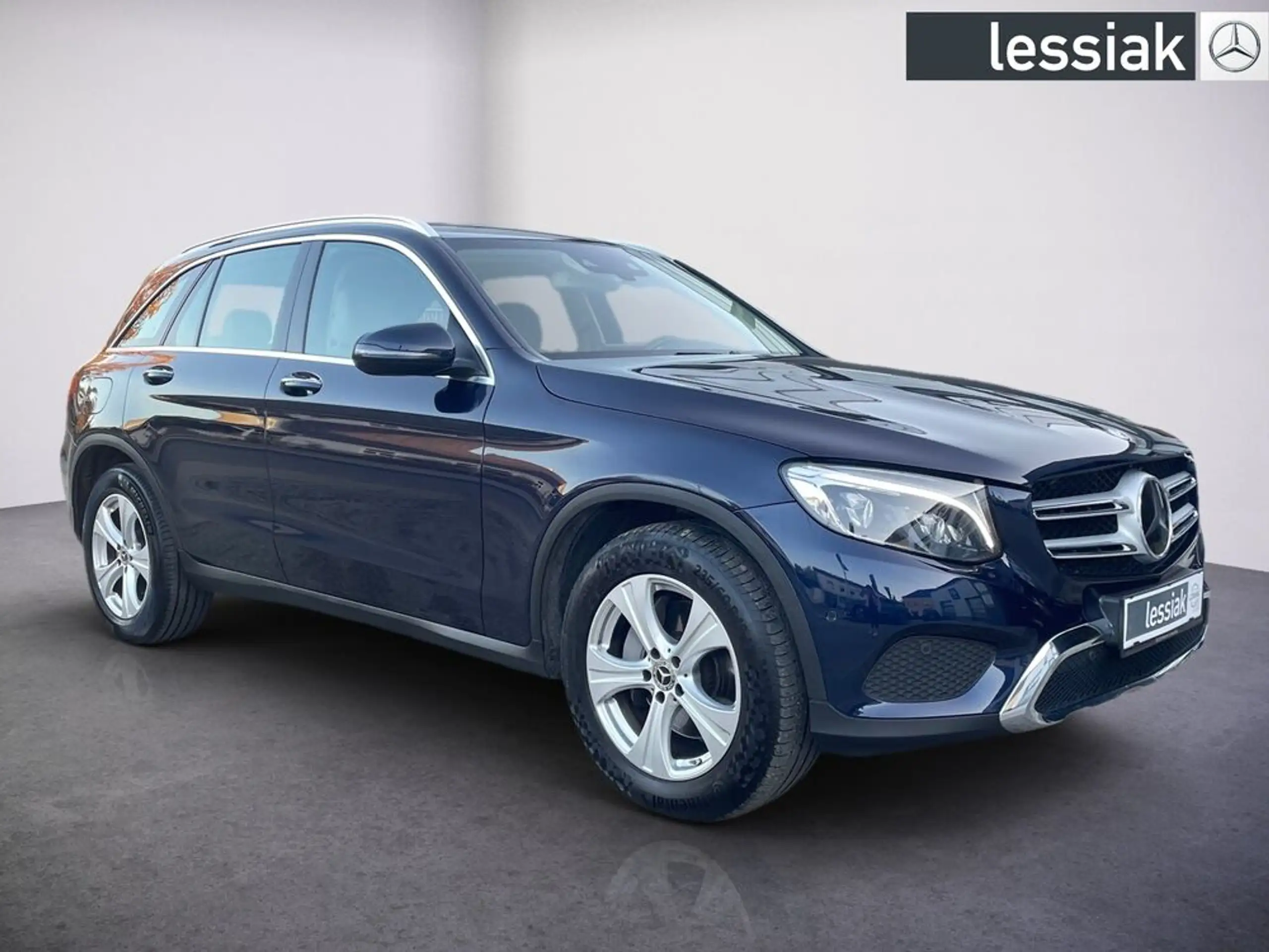 Mercedes-Benz - GLC 220