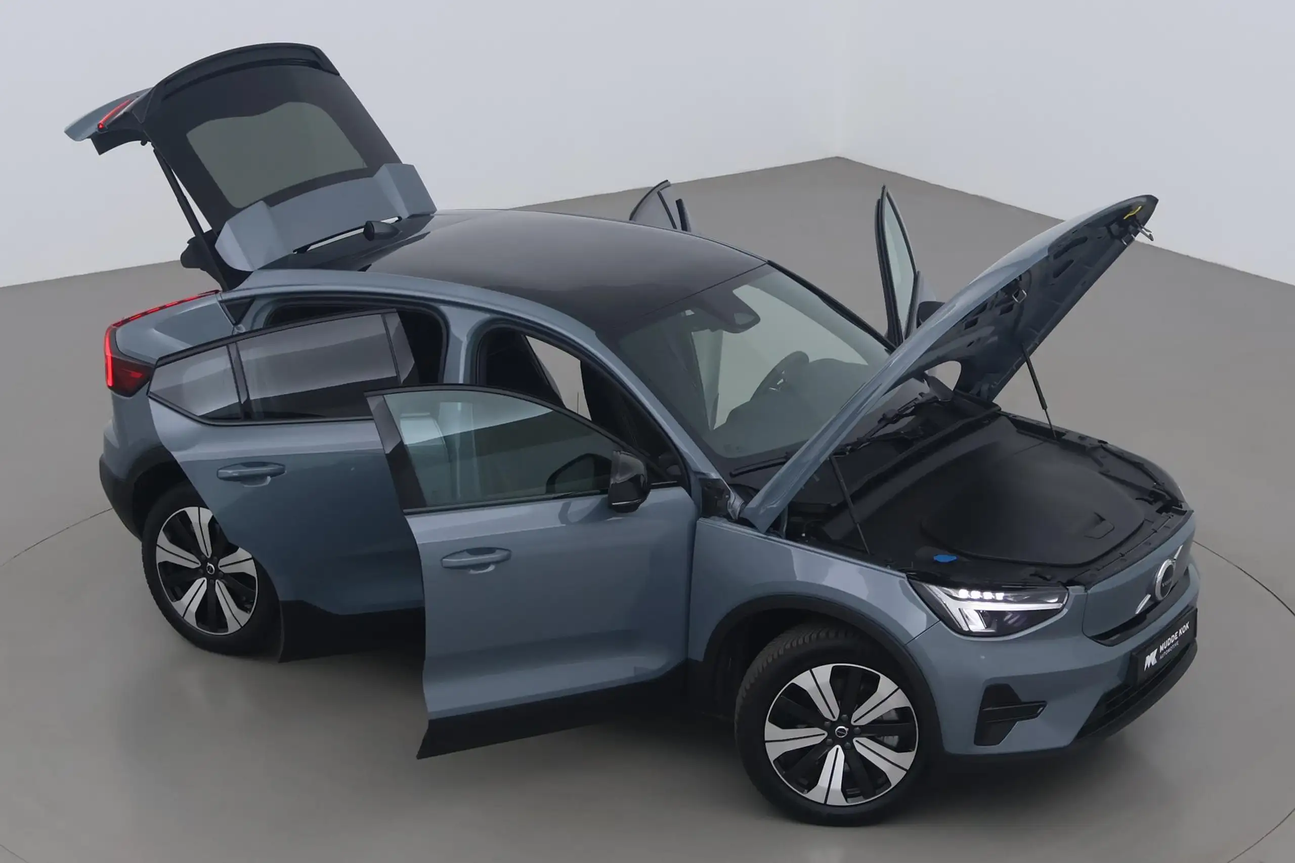 Volvo - C40